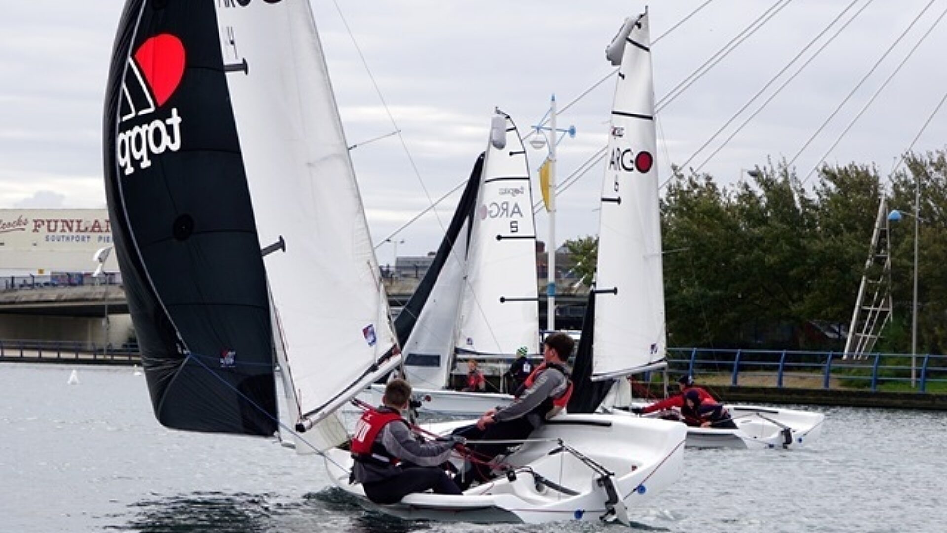 CCF regatta race action small 1
