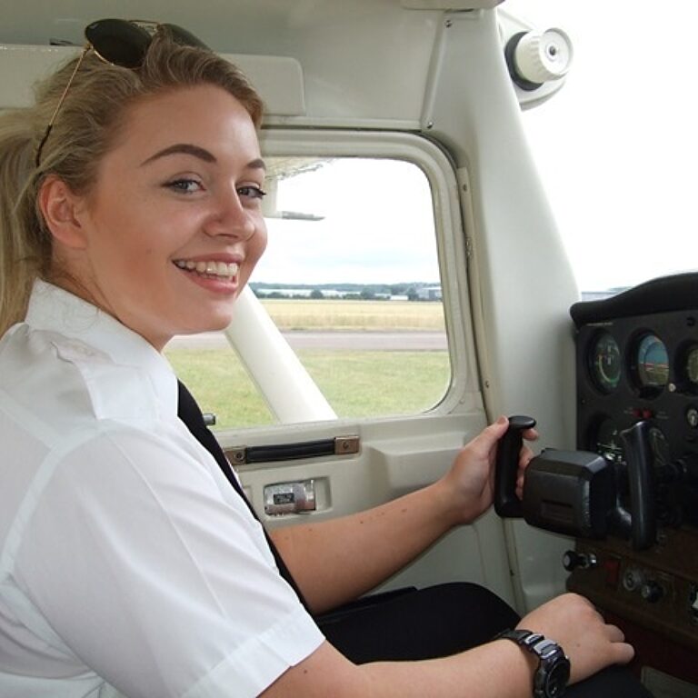 Esmée Webley 2017 winner of the 30 hour RAF Association Flying Scholarship small 1