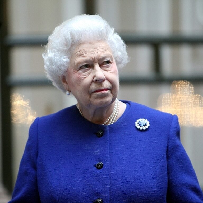 HM the Queen 1