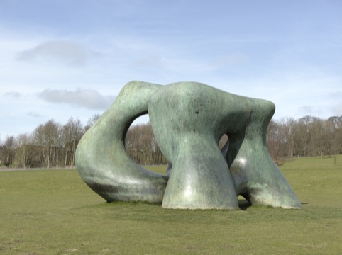 Henry Moore、TEXTILE DESIGN、海外版超希少レゾネ Mother and Child with Border Design – Works – The Henry