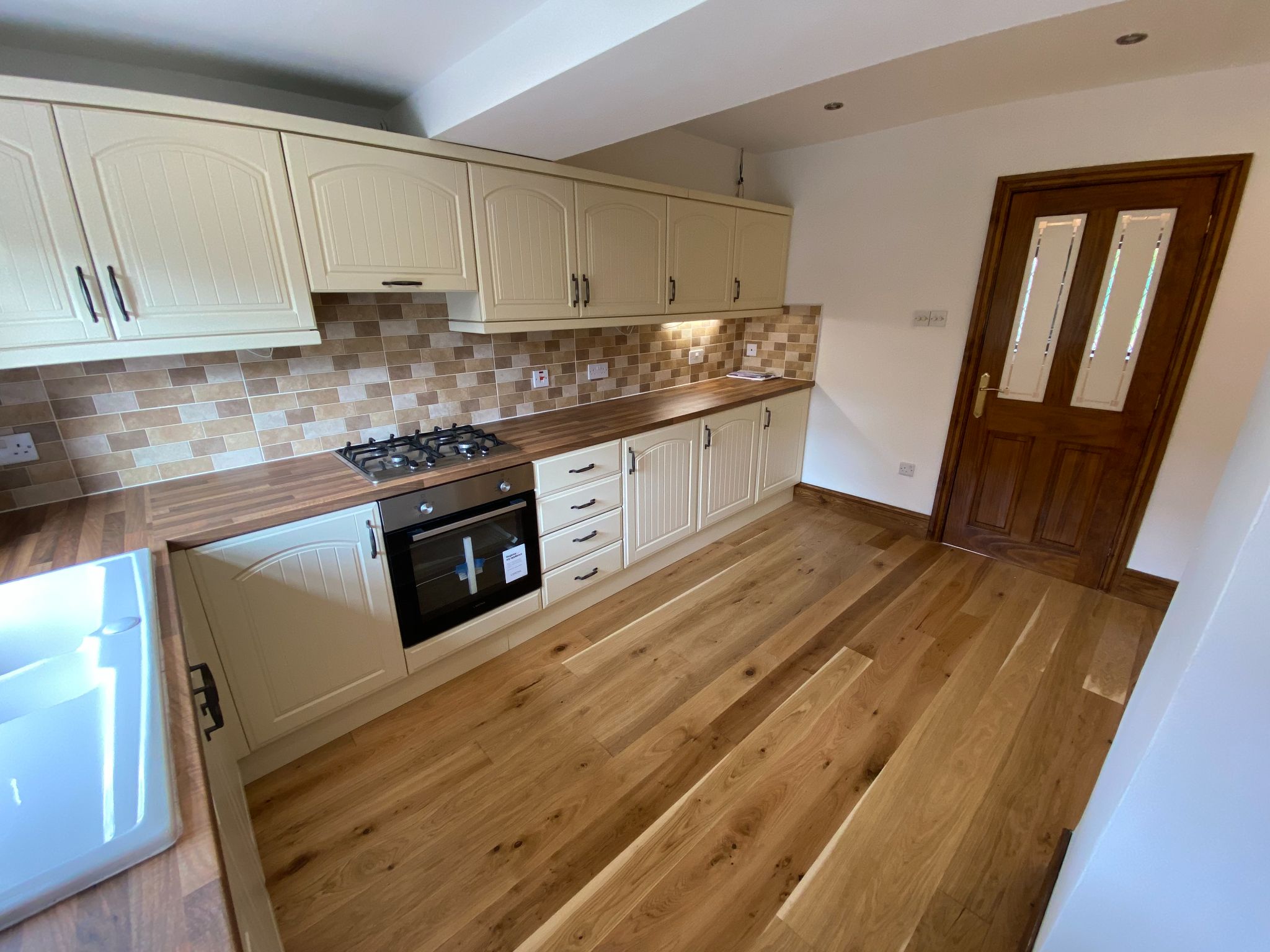 2 bedroom mid terraced house Let Agreed in Mytholmroyd - Photograph 5