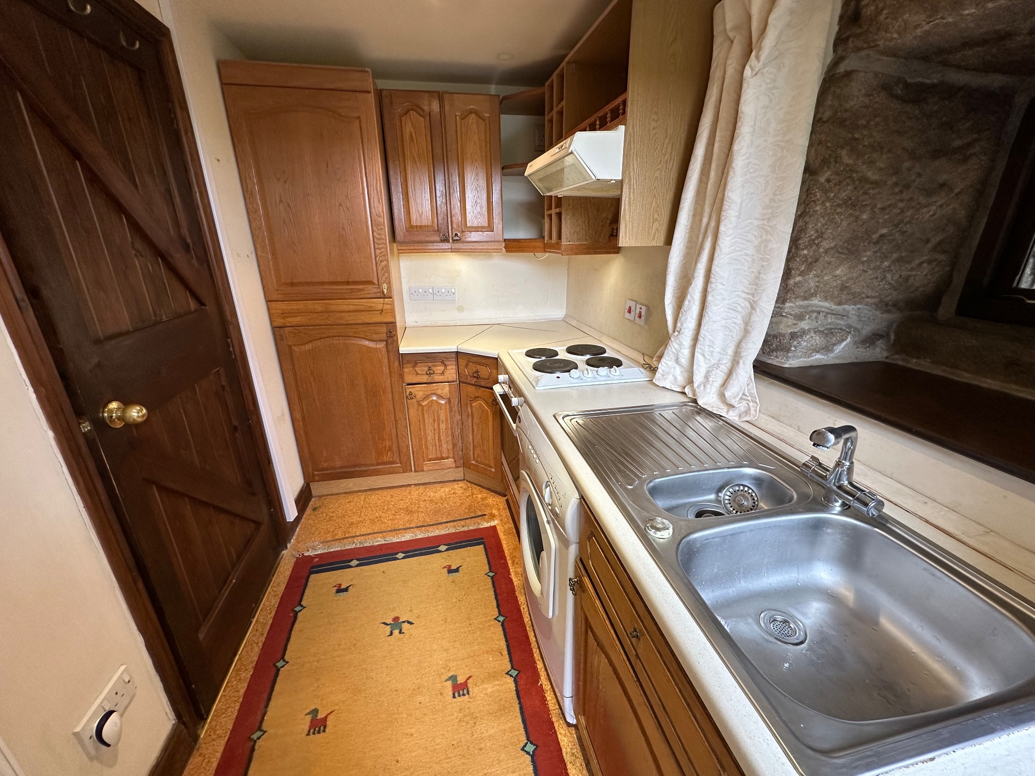 1 bedroom barn conversion house To Let in Hebden Bridge - Photograph 6.