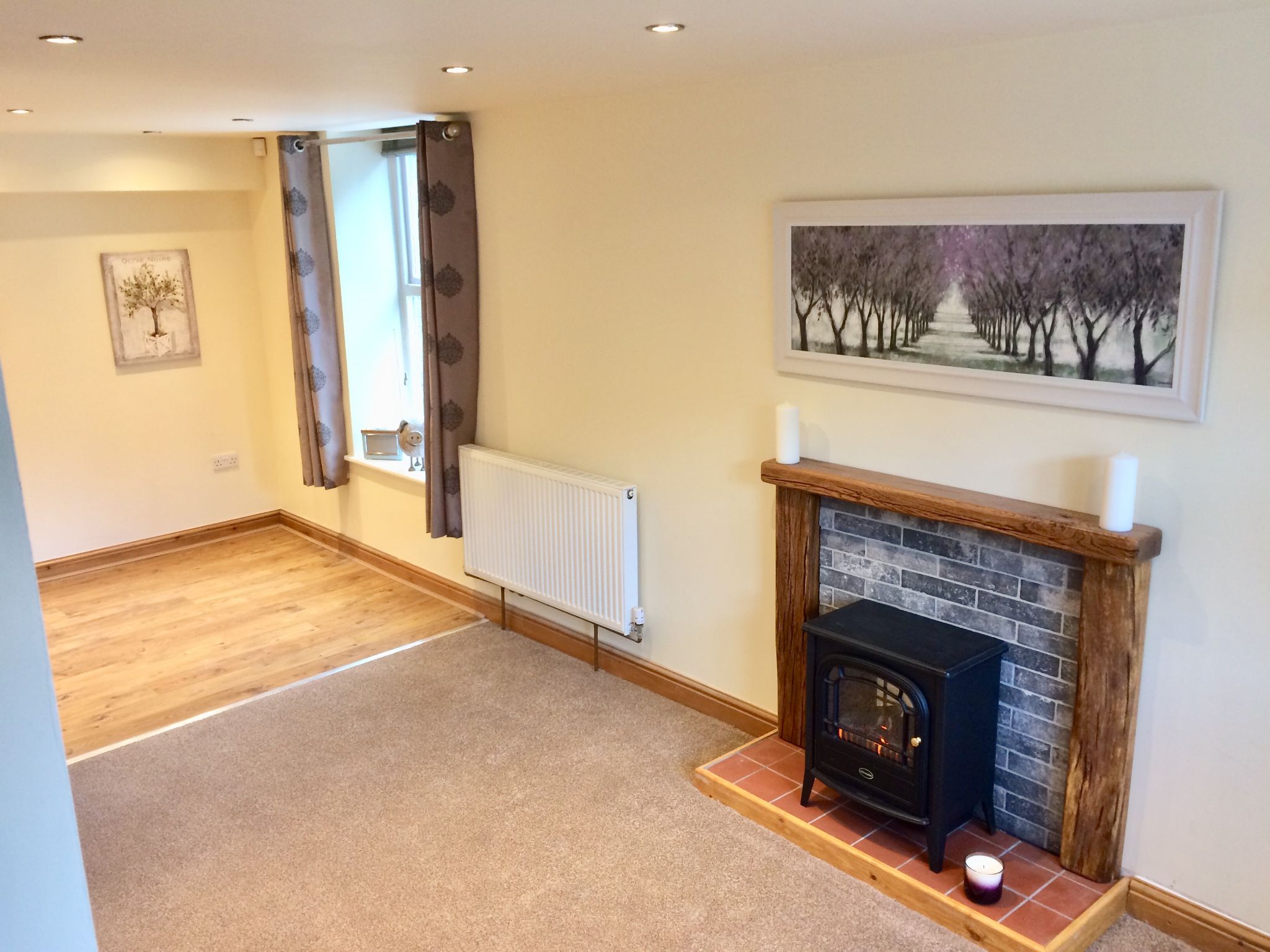2 bedroom end terraced house Let Agreed in Sowerby Bridge - Photograph 2