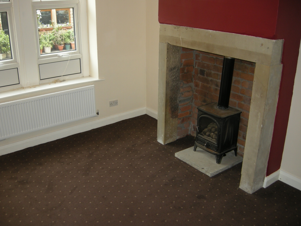 2 bedroom mid terraced house To Let in Hebden Bridge - Property photograph.