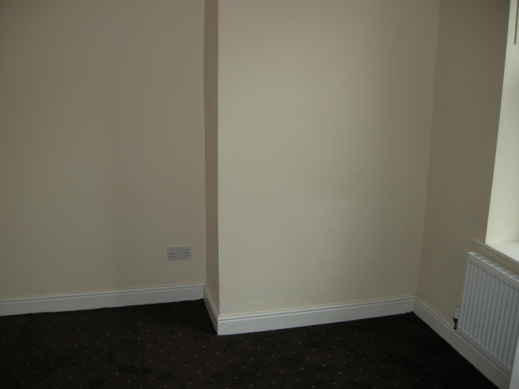 2 bedroom mid terraced house To Let in Hebden Bridge - Photograph 7.