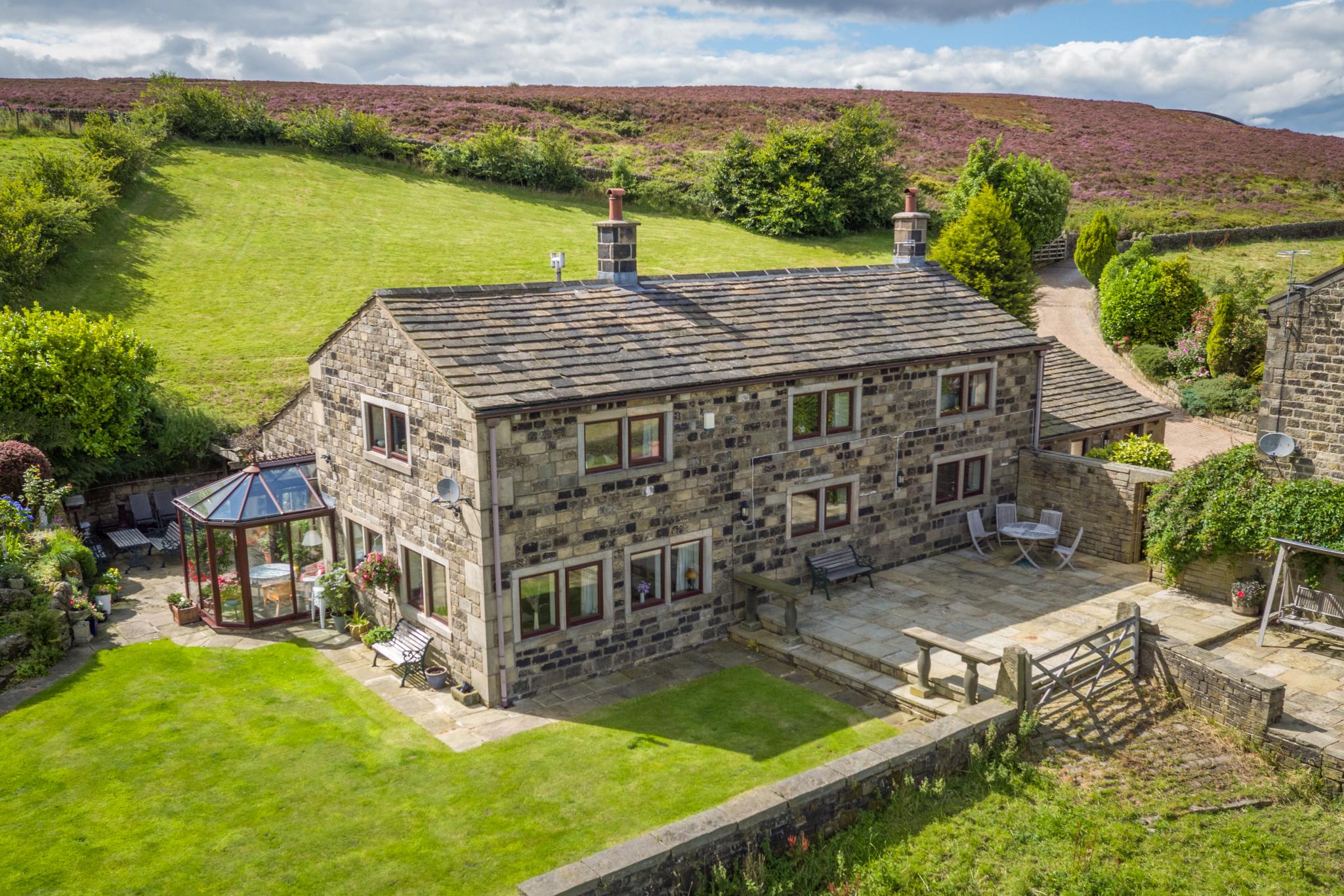 4 bedroom detached house For Sale in Halifax - Photograph 1