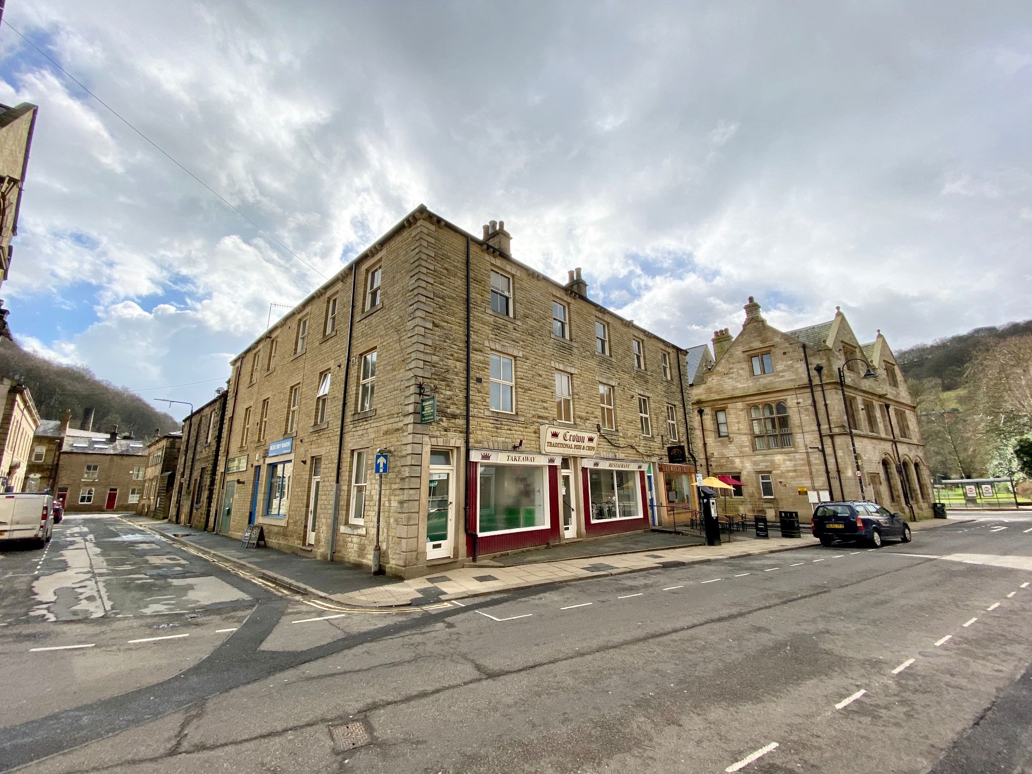 2 bedroom apartment flat/apartment To Let in Hebden Bridge - Photograph 1