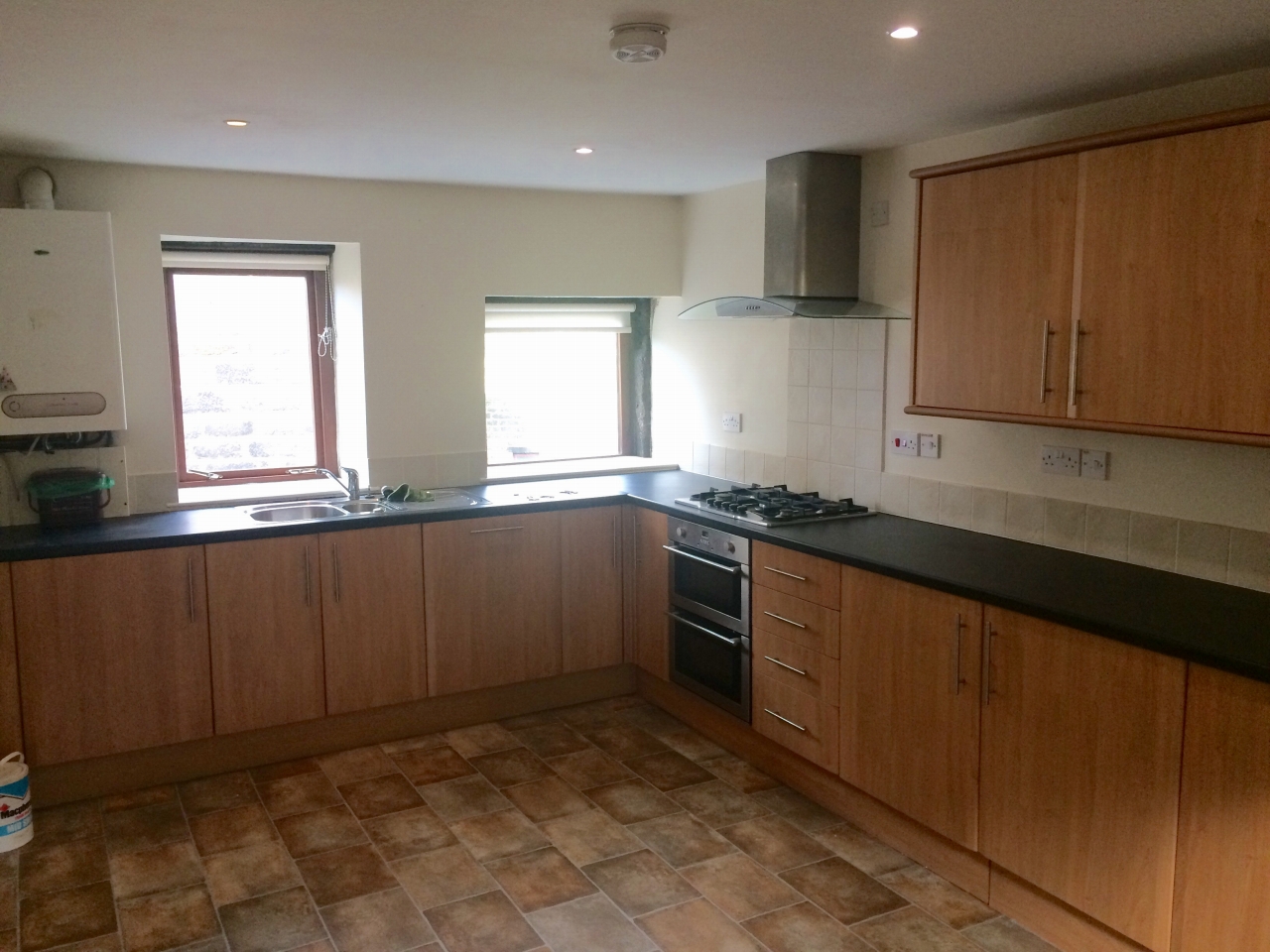 3 bedroom barn conversion house Let Agreed in Hebden Bridge - Photograph 5
