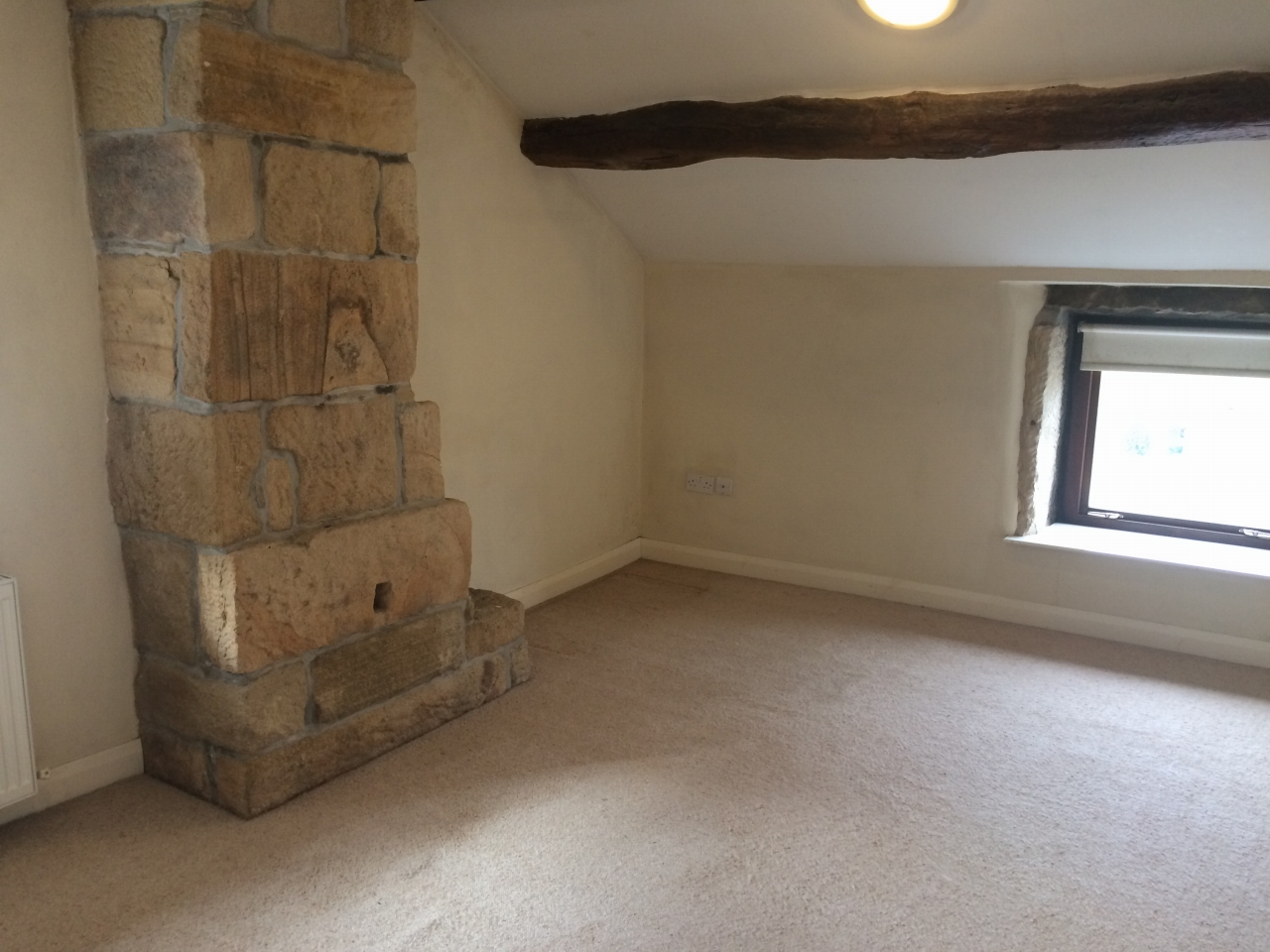 3 bedroom barn conversion house Let Agreed in Hebden Bridge - Photograph 6