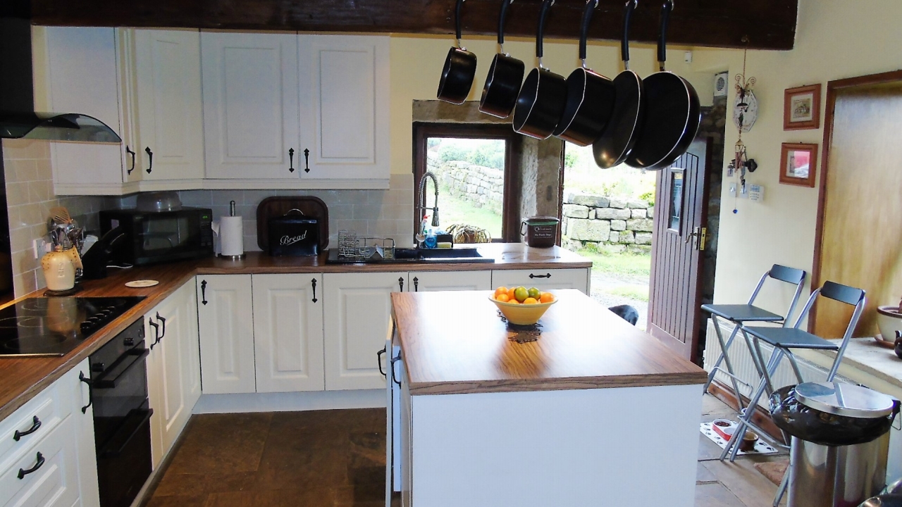5 bedroom barn conversion house For Sale in Hebden Bridge - 5