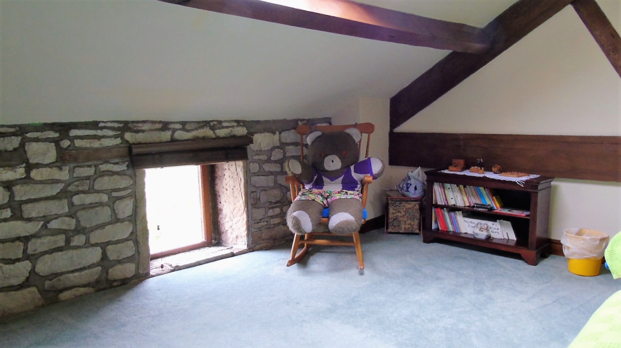 5 bedroom barn conversion house For Sale in Hebden Bridge - 17
