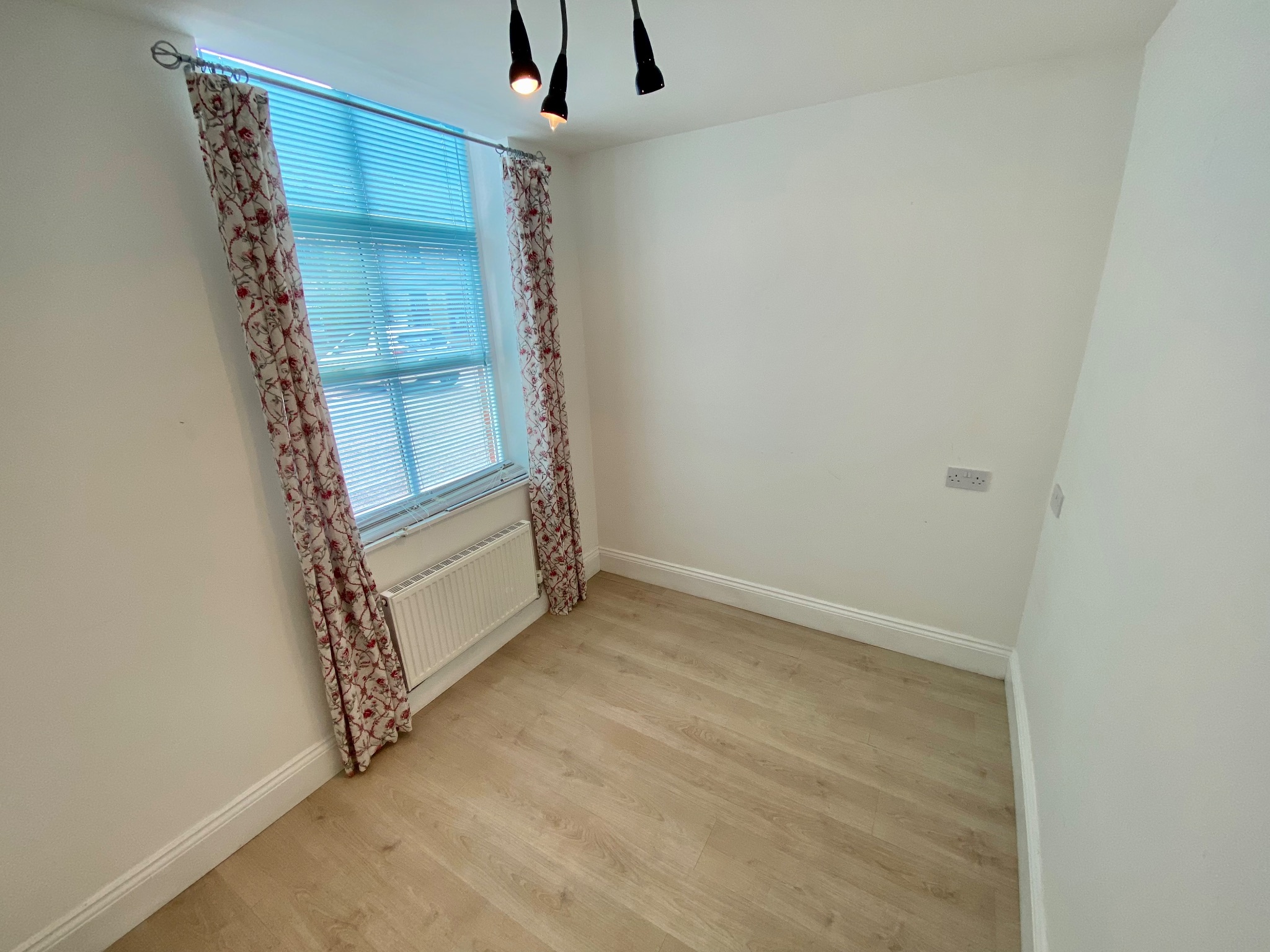 2 bedroom ground floor flat/apartment Let Agreed in Hebden Bridge - Photograph 10