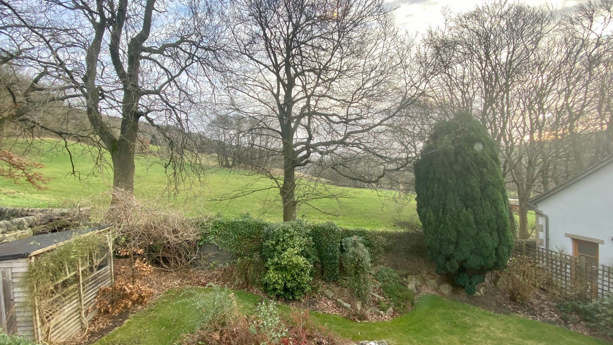 3 bedroom detached bungalow To Let in Mytholmroyd - Photograph 11