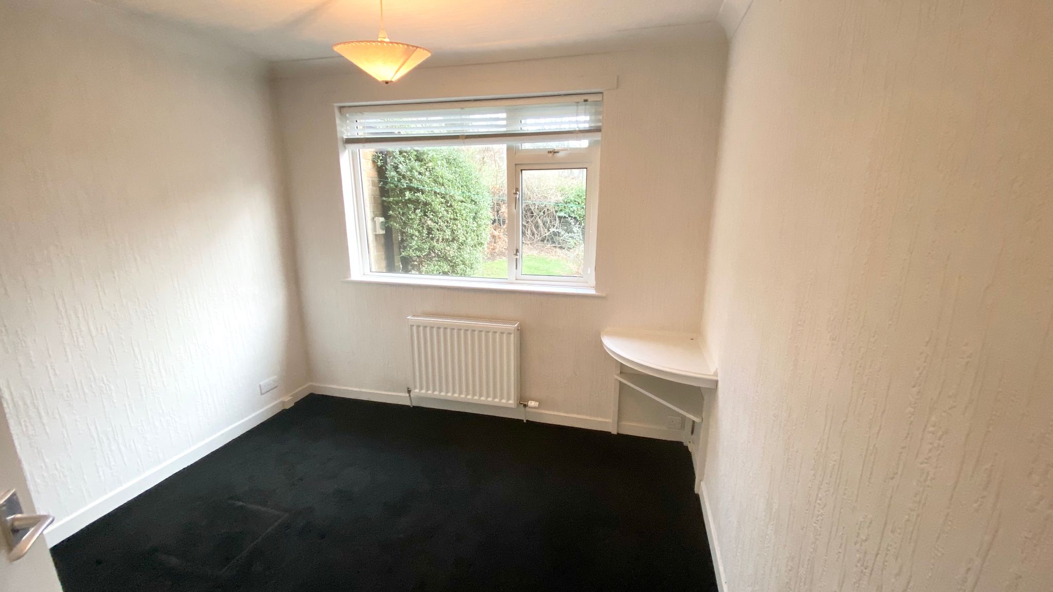 3 bedroom detached bungalow To Let in Mytholmroyd - Photograph 8
