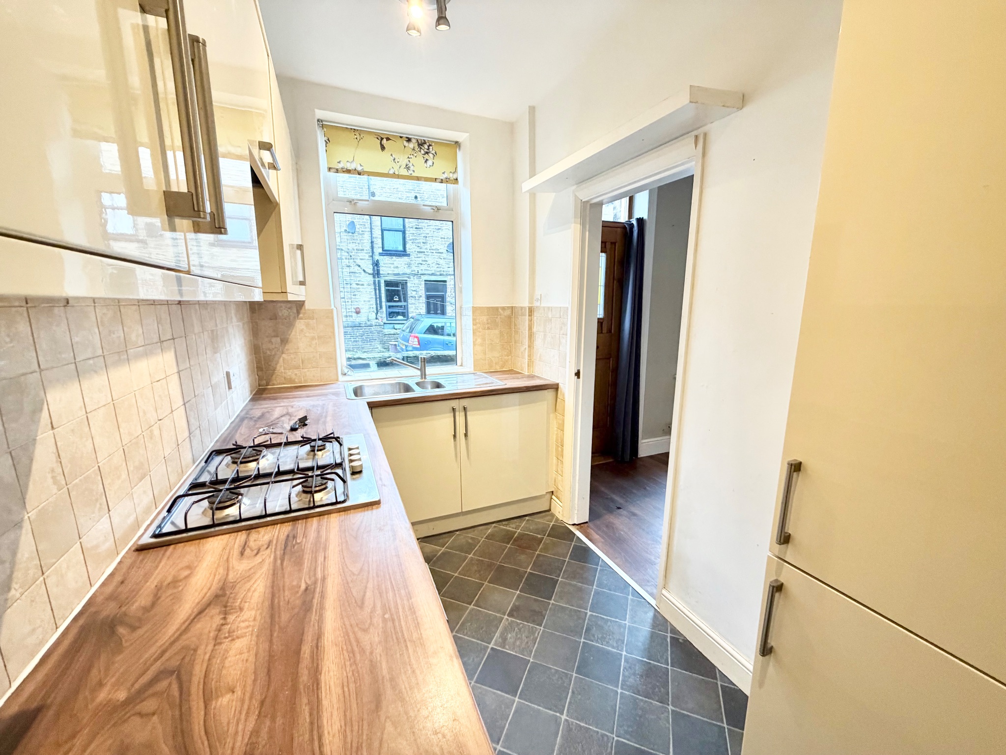 3 bedroom mid terraced house To Let in Mytholmroyd - Photograph 7.