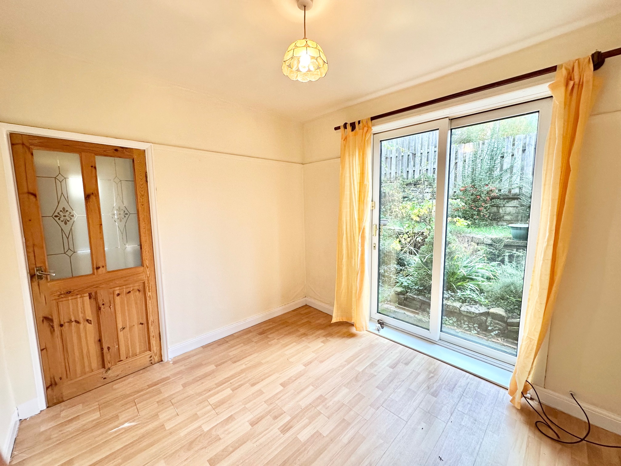 3 bedroom semi-detached house To Let in Todmorden - Photograph 6.