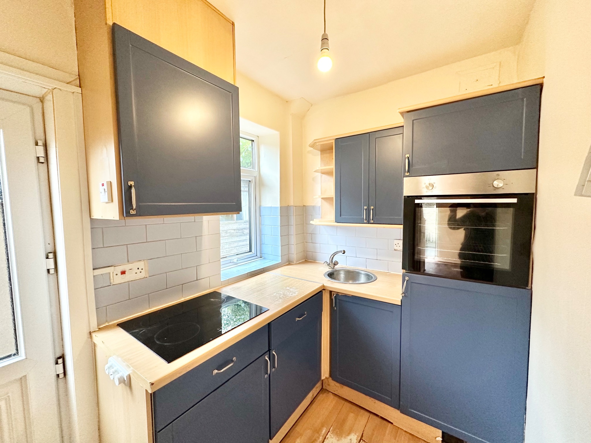 3 bedroom semi-detached house To Let in Todmorden - Photograph 16.