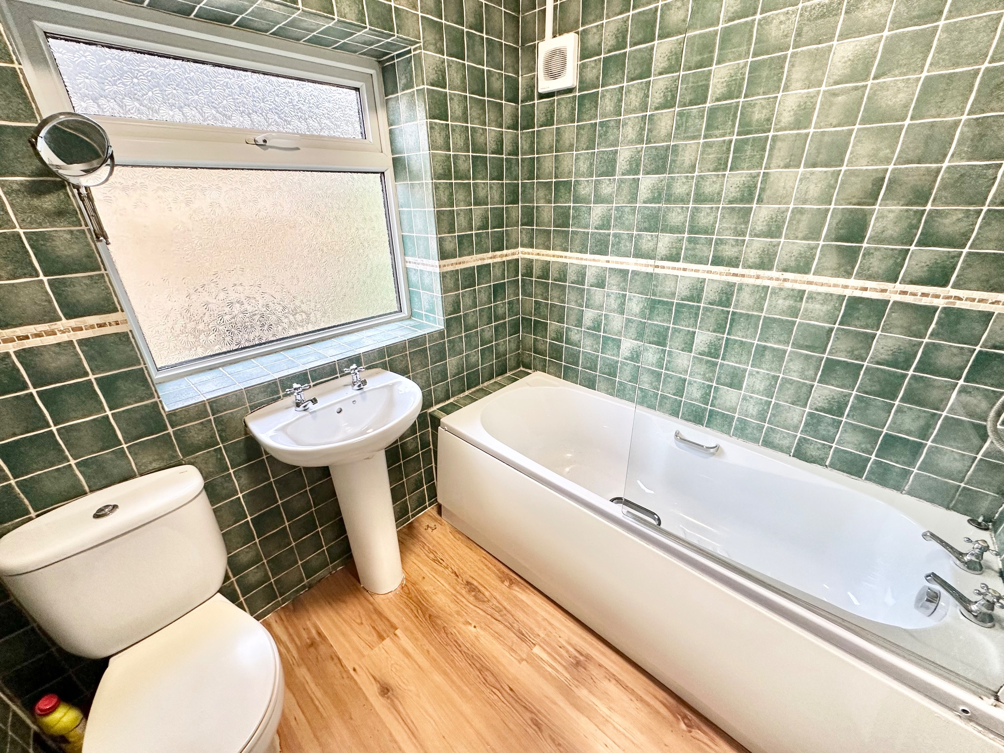 3 bedroom semi-detached house To Let in Todmorden - Photograph 18.