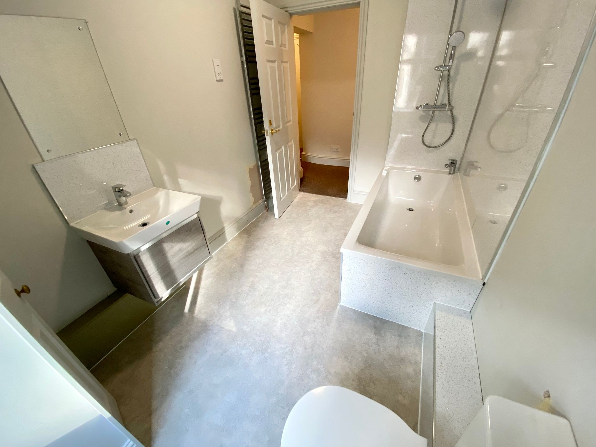 3 bedroom apartment flat/apartment To Let in Hebden Bridge - Photograph 11