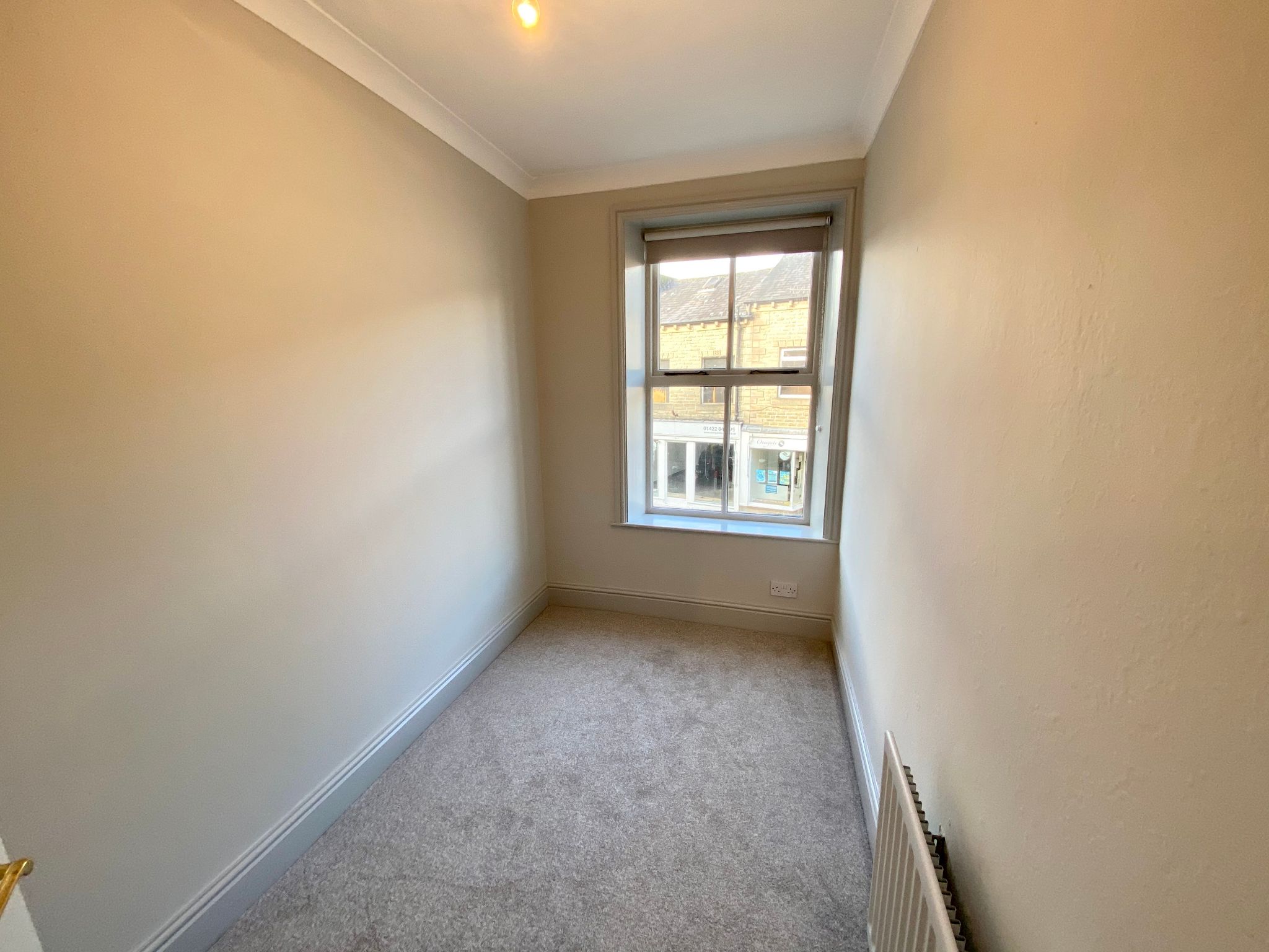 3 bedroom apartment flat/apartment To Let in Hebden Bridge - Photograph 9