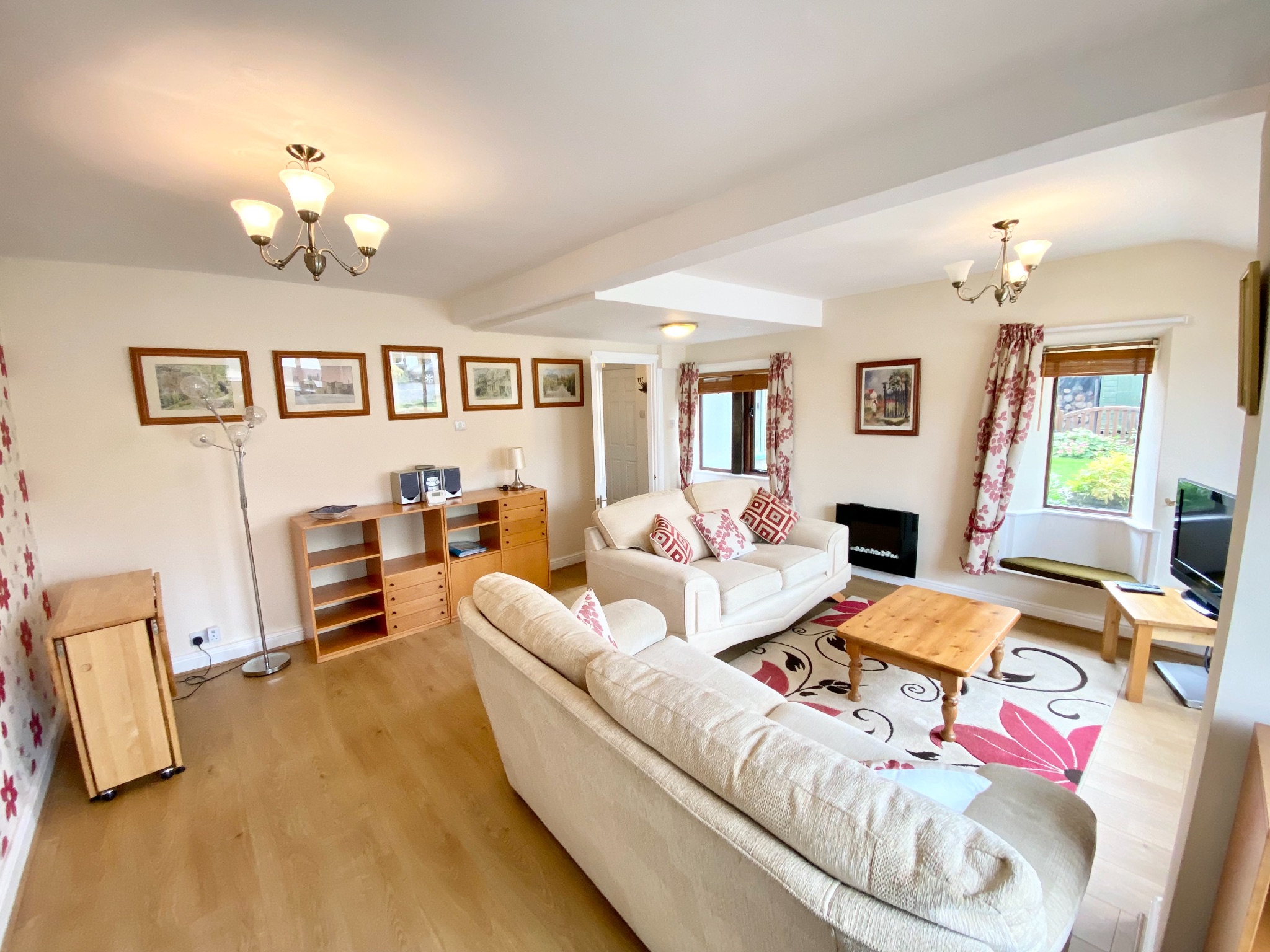 2 bedroom cottage house Let Agreed in Hebden Bridge - Photograph 5