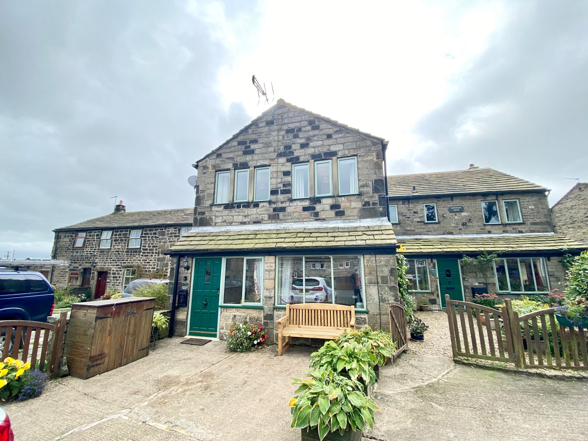 2 bedroom cottage house Let Agreed in Hebden Bridge - Photograph 1