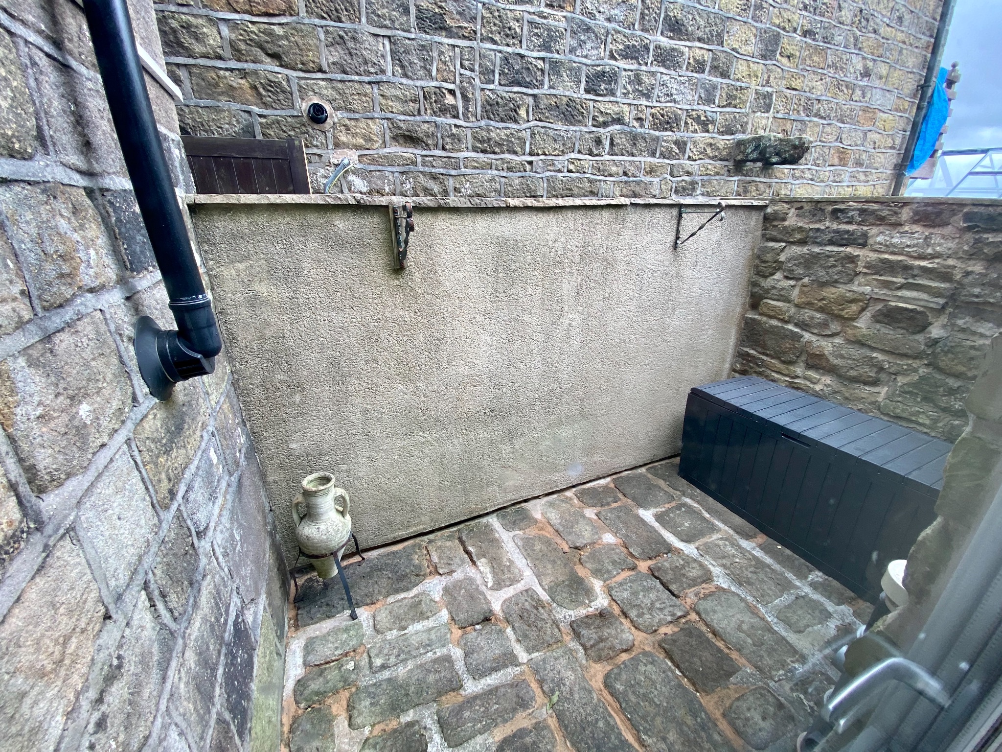 2 bedroom cottage house Let Agreed in Hebden Bridge - Photograph 16