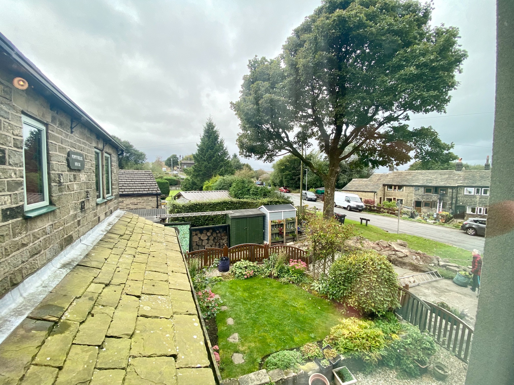 2 bedroom cottage house Let Agreed in Hebden Bridge - Photograph 9