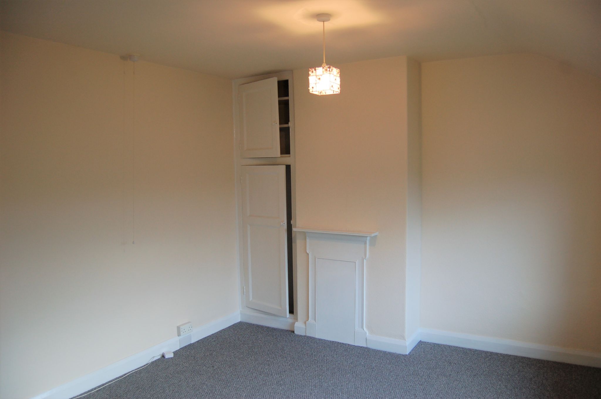 2 bedroom mid terraced house To Let in Luddendenfoot - Photograph 10.