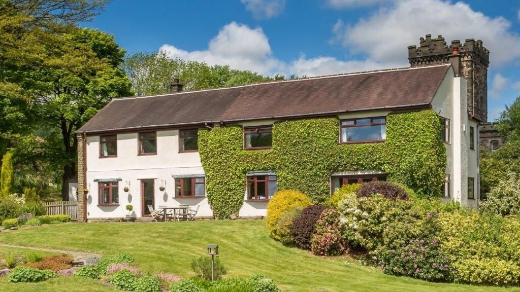 6 bedroom detached house SSTC in Todmorden - Photograph 1