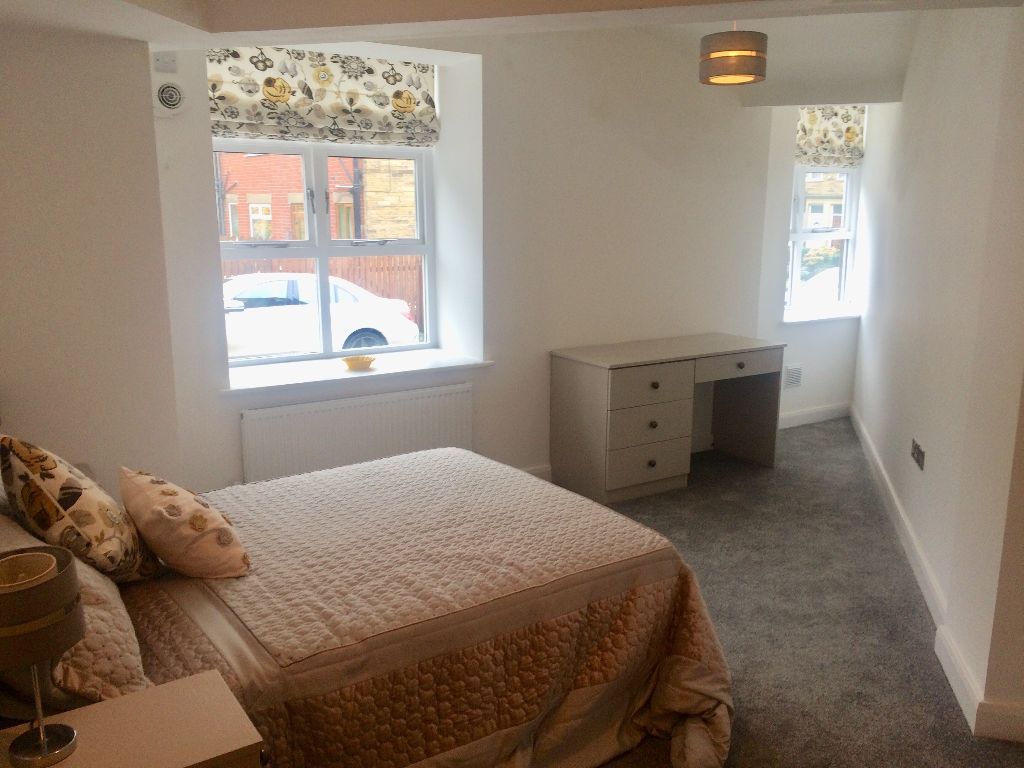 2 bedroom apartment flat/apartment To Let in Todmorden - Photograph 9