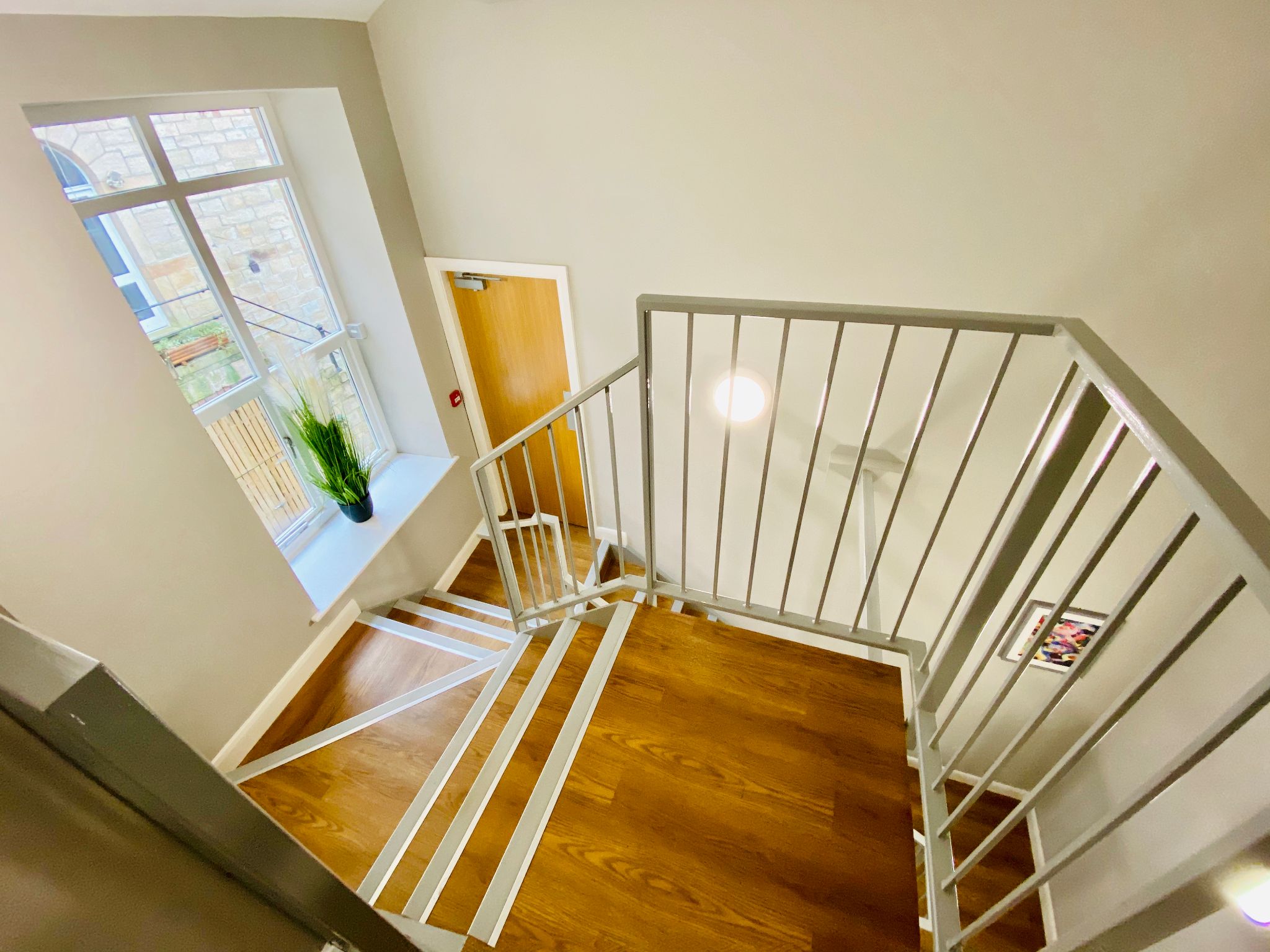 2 bedroom apartment flat/apartment Let Agreed in Walsden - Photograph 8