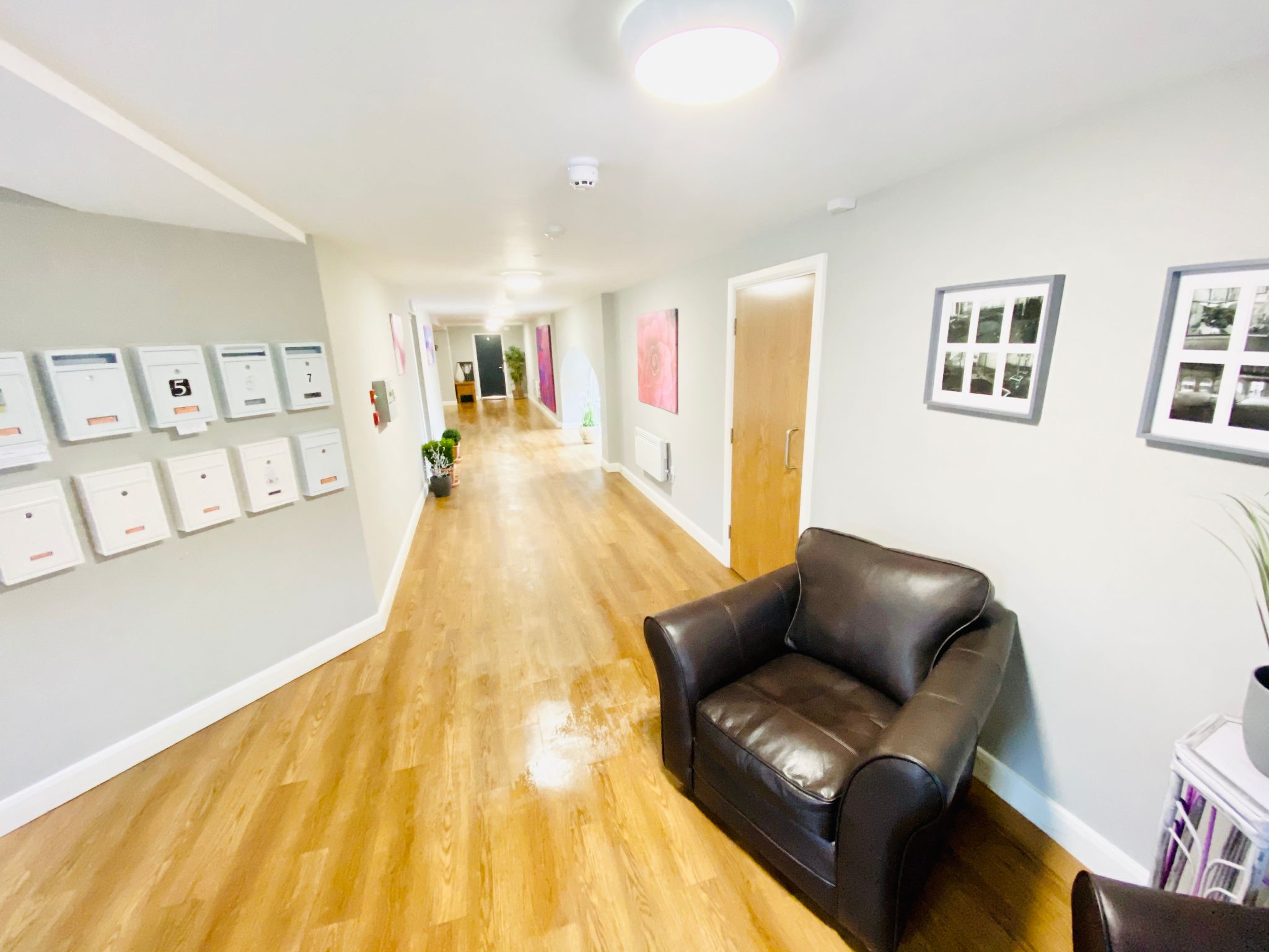 2 bedroom apartment flat/apartment Let Agreed in Walsden - Photograph 11
