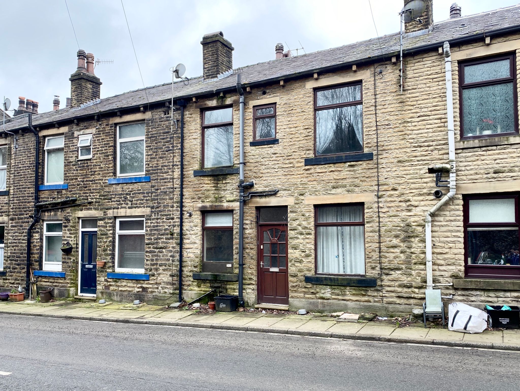 2 bedroom mid terraced house For Sale in Todmorden - Photograph 1