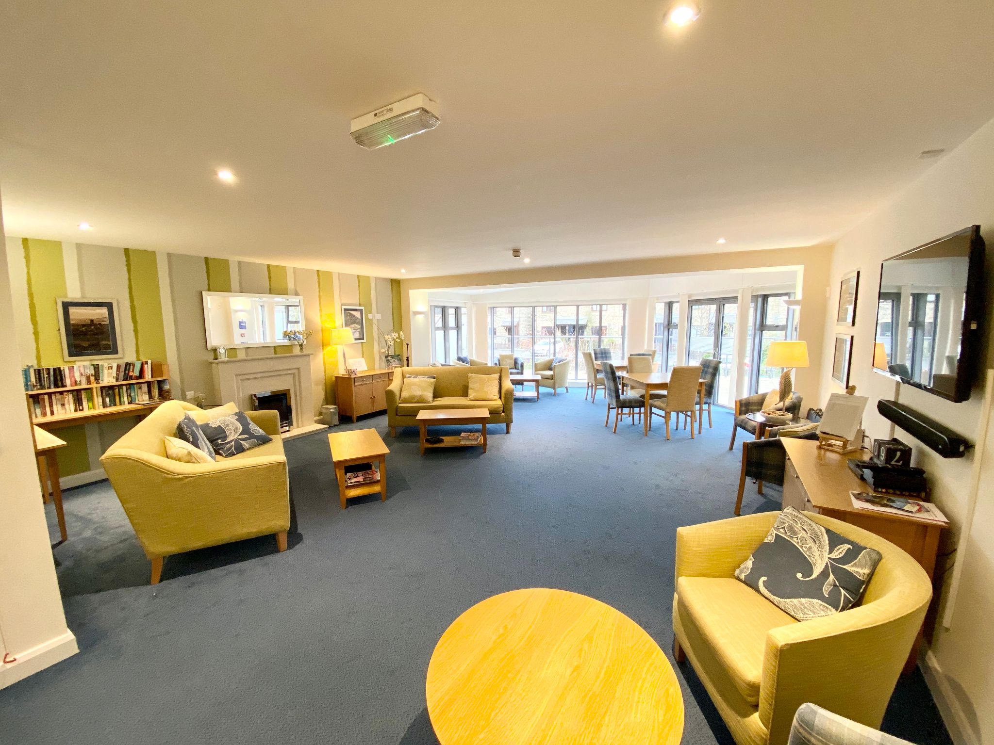 2 bedroom ground floor flat/apartment Let Agreed in Hebden Bridge - Communal Day Room