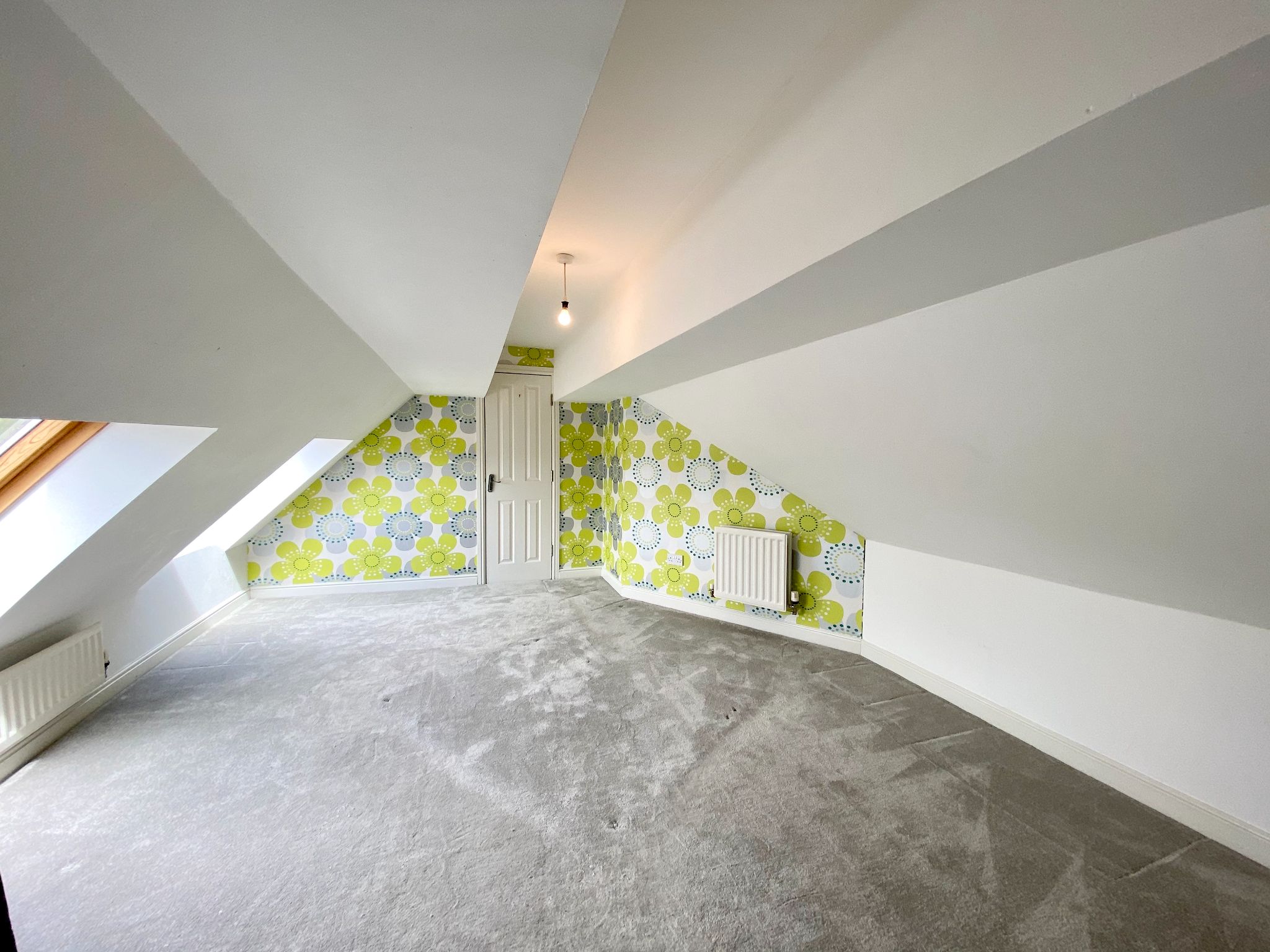 3 bedroom penthouse flat/apartment Let Agreed in Mytholmroyd - Mezzanine