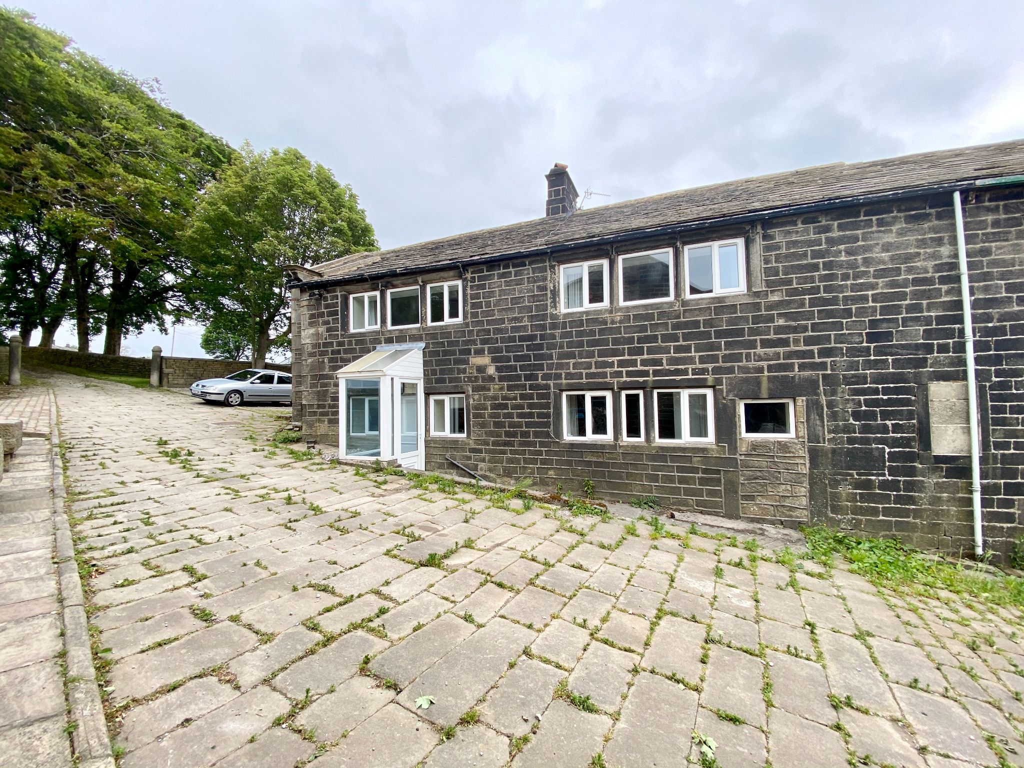 2 bedroom cottage house Let Agreed in Heptonstall - Front External