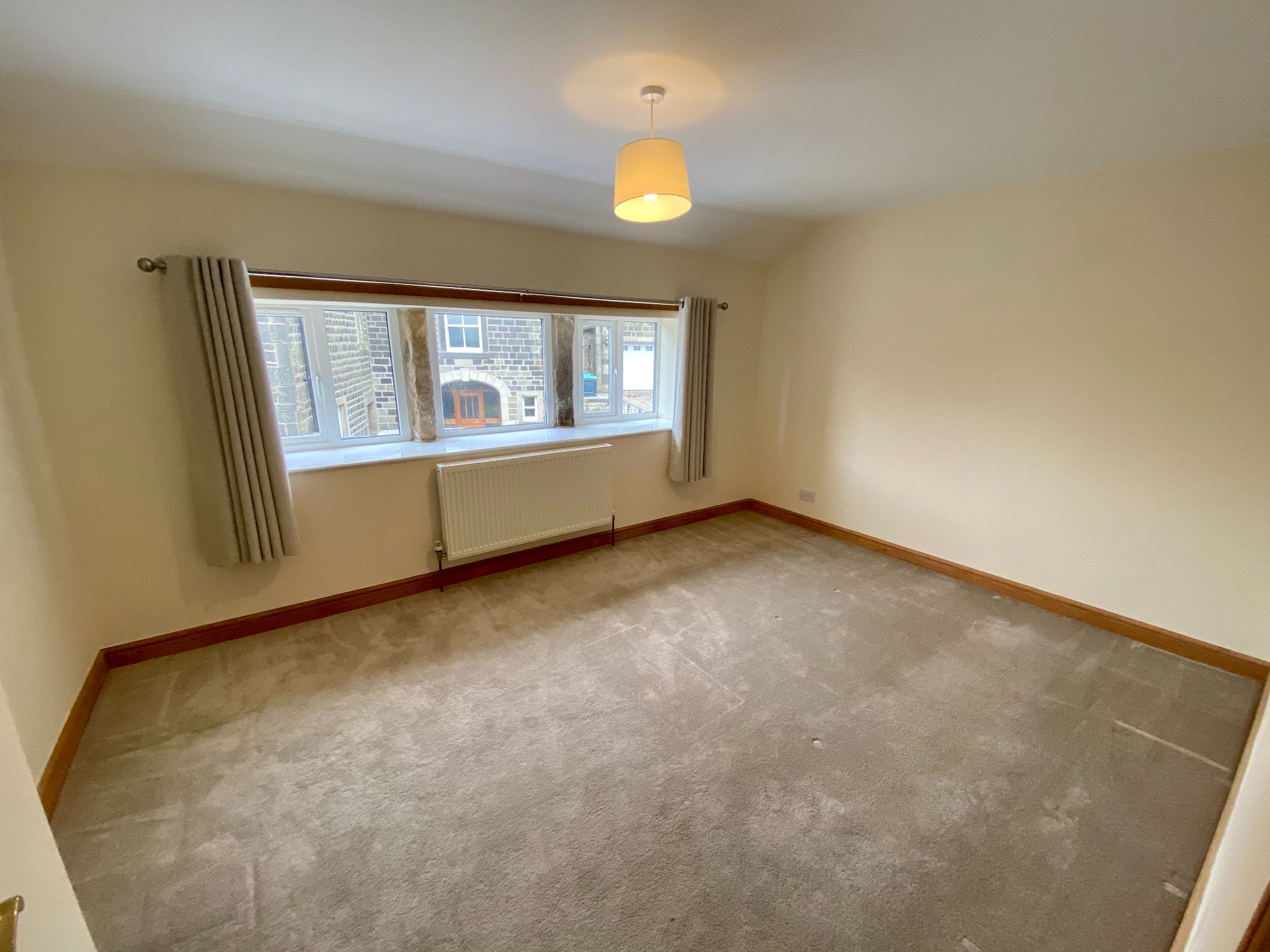 2 bedroom cottage house Let Agreed in Heptonstall - Principal bedroom