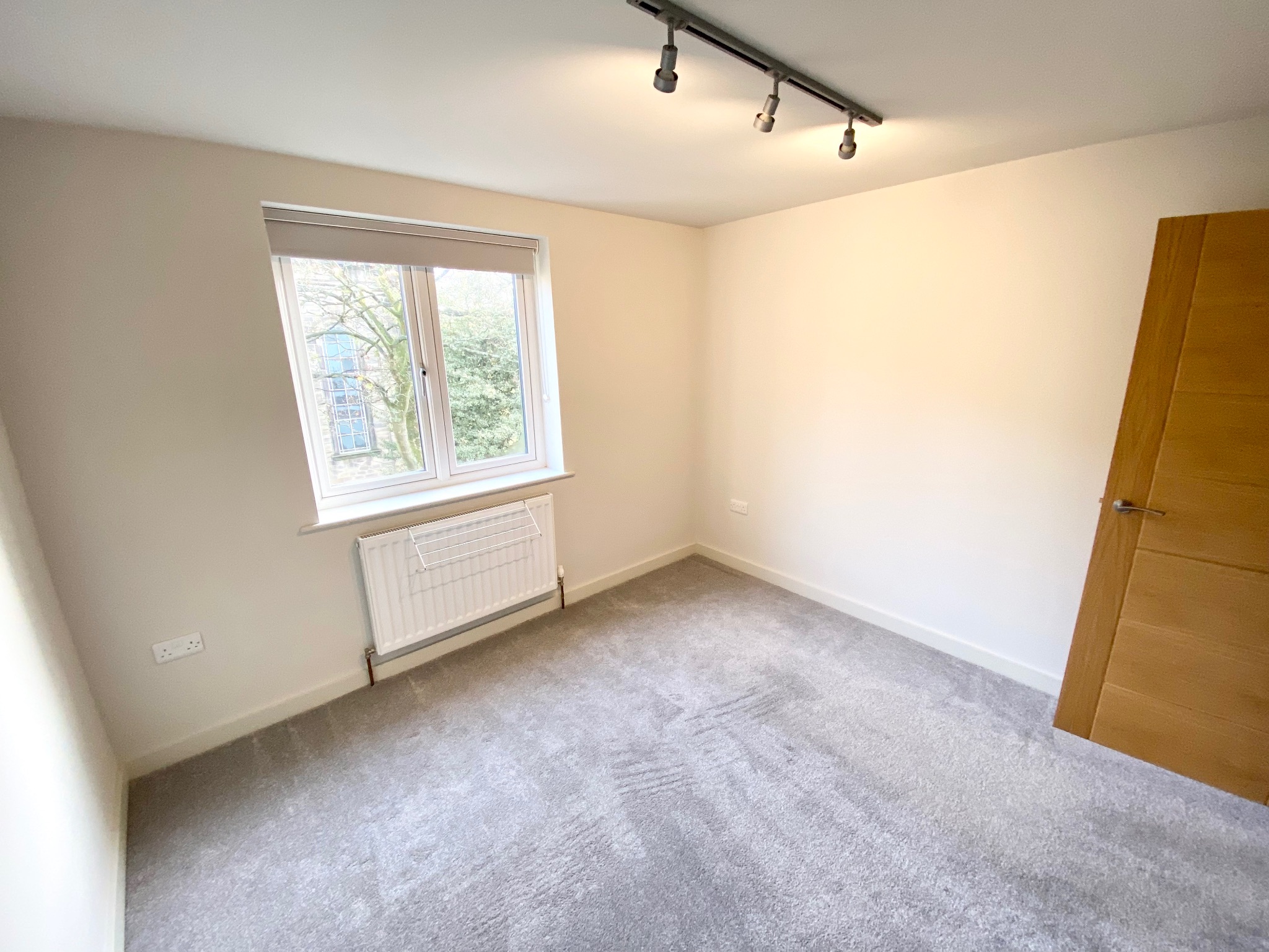 2 bedroom apartment flat/apartment Let Agreed in Hebden Bridge - Photograph 8