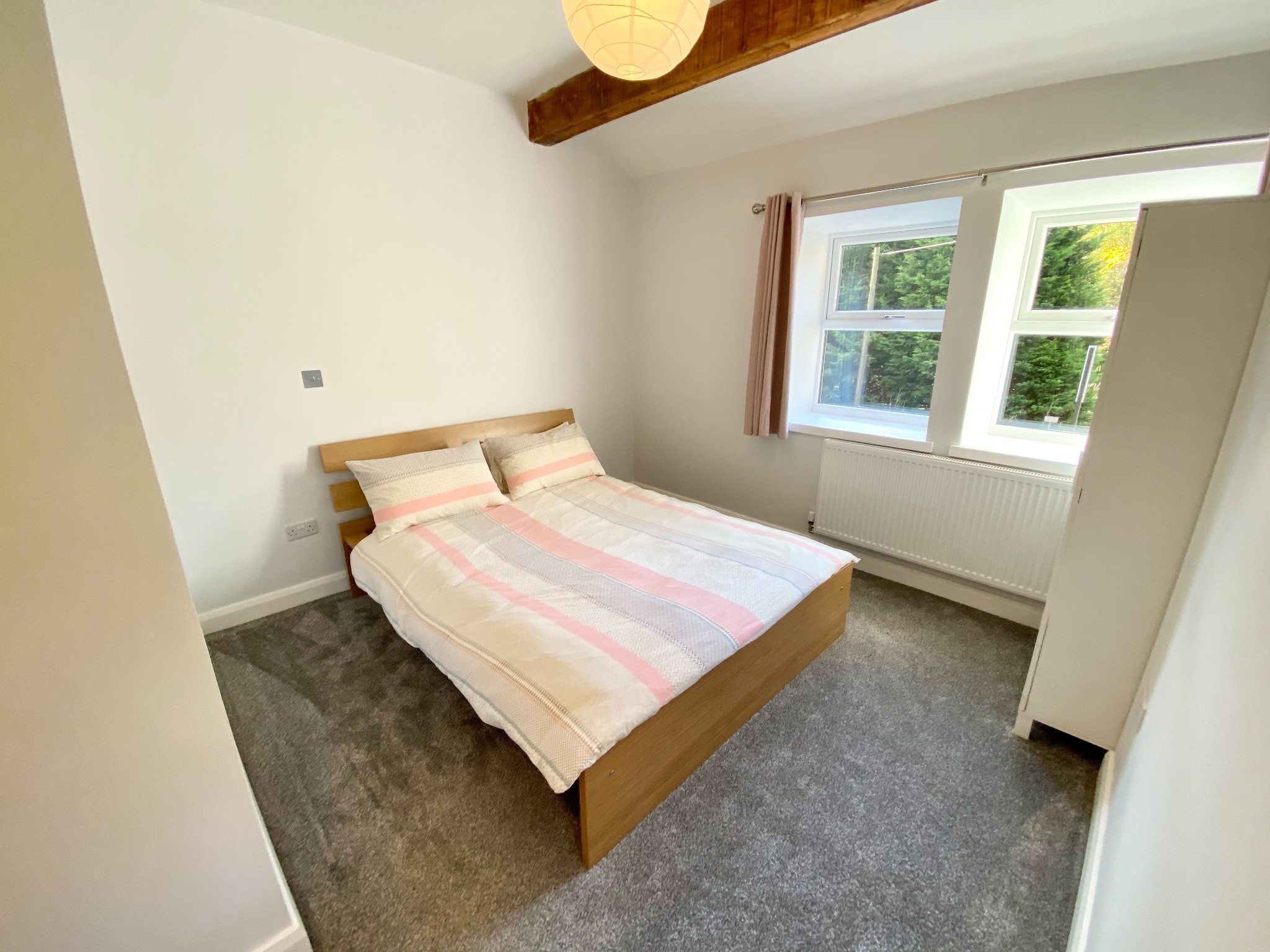 1 bedroom cottage house To Let in Hebden Bridge - Photograph 14.