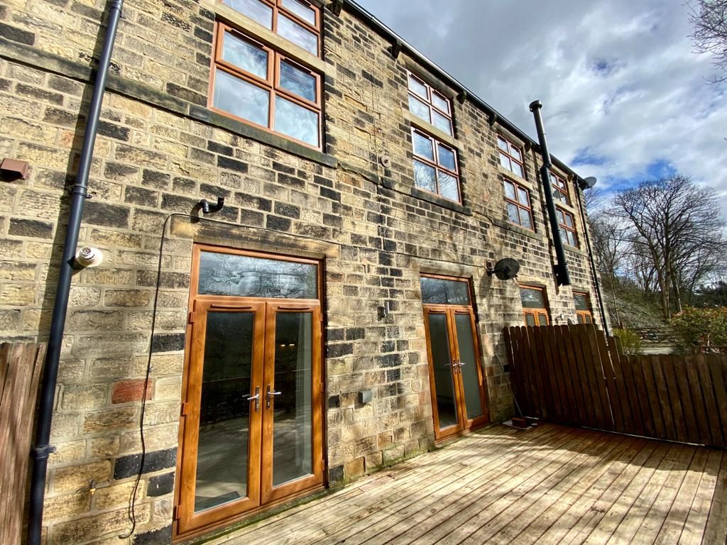 4 bedroom mews house For Sale in Hebden Bridge - Photograph 22