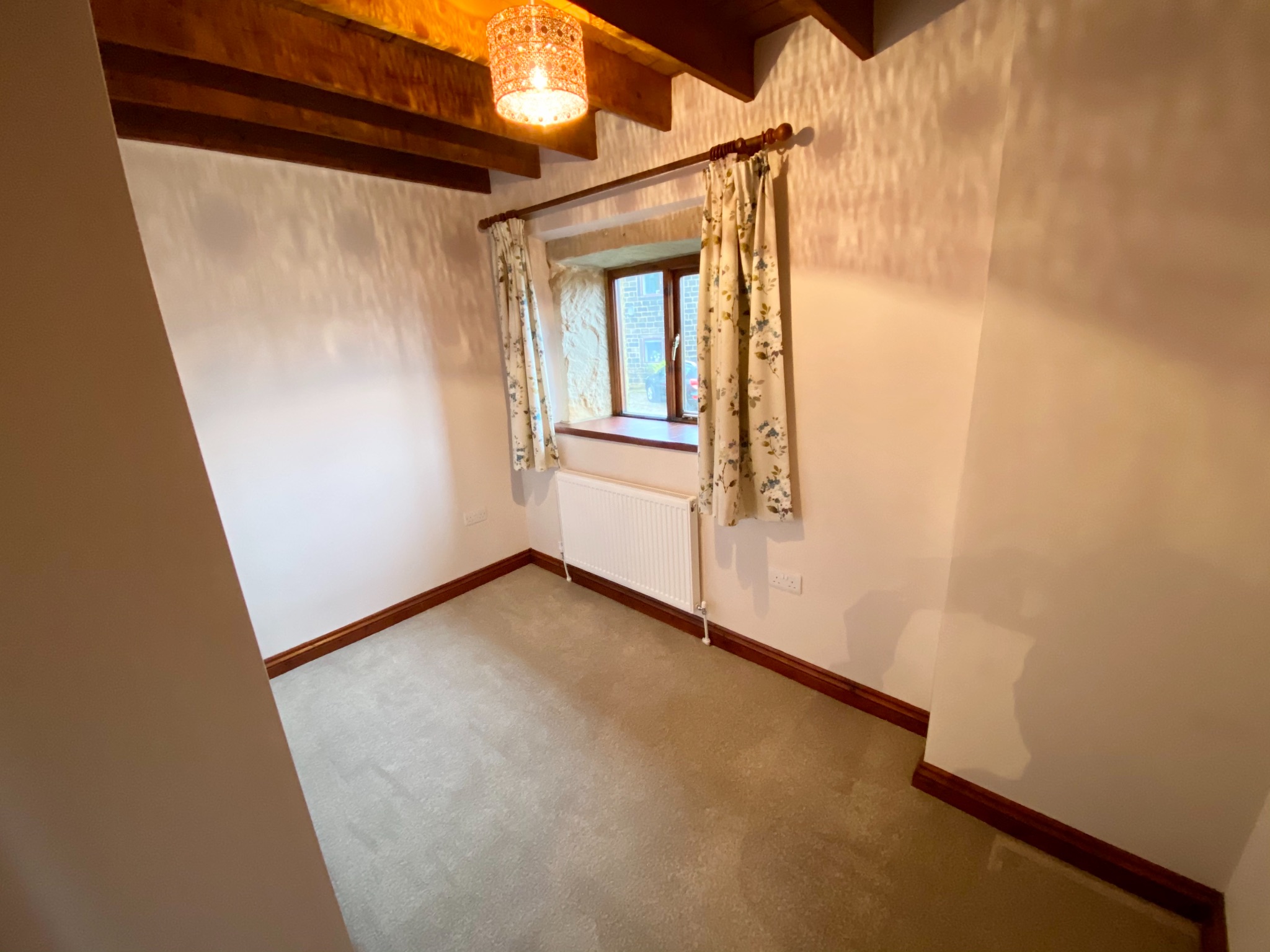 2 bedroom cottage house Let Agreed in Todmorden - Photograph 26