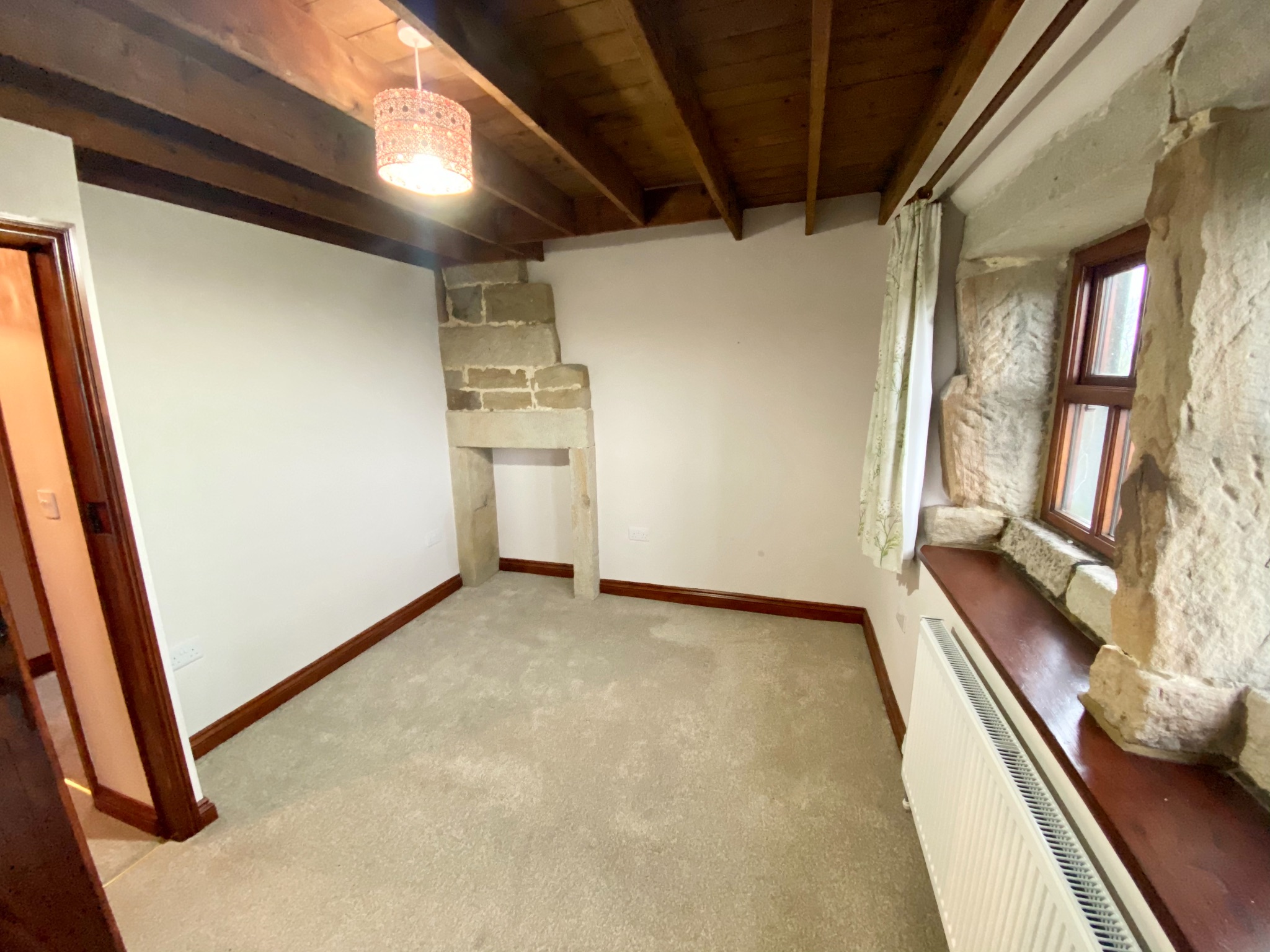 2 bedroom cottage house Let Agreed in Todmorden - Photograph 28
