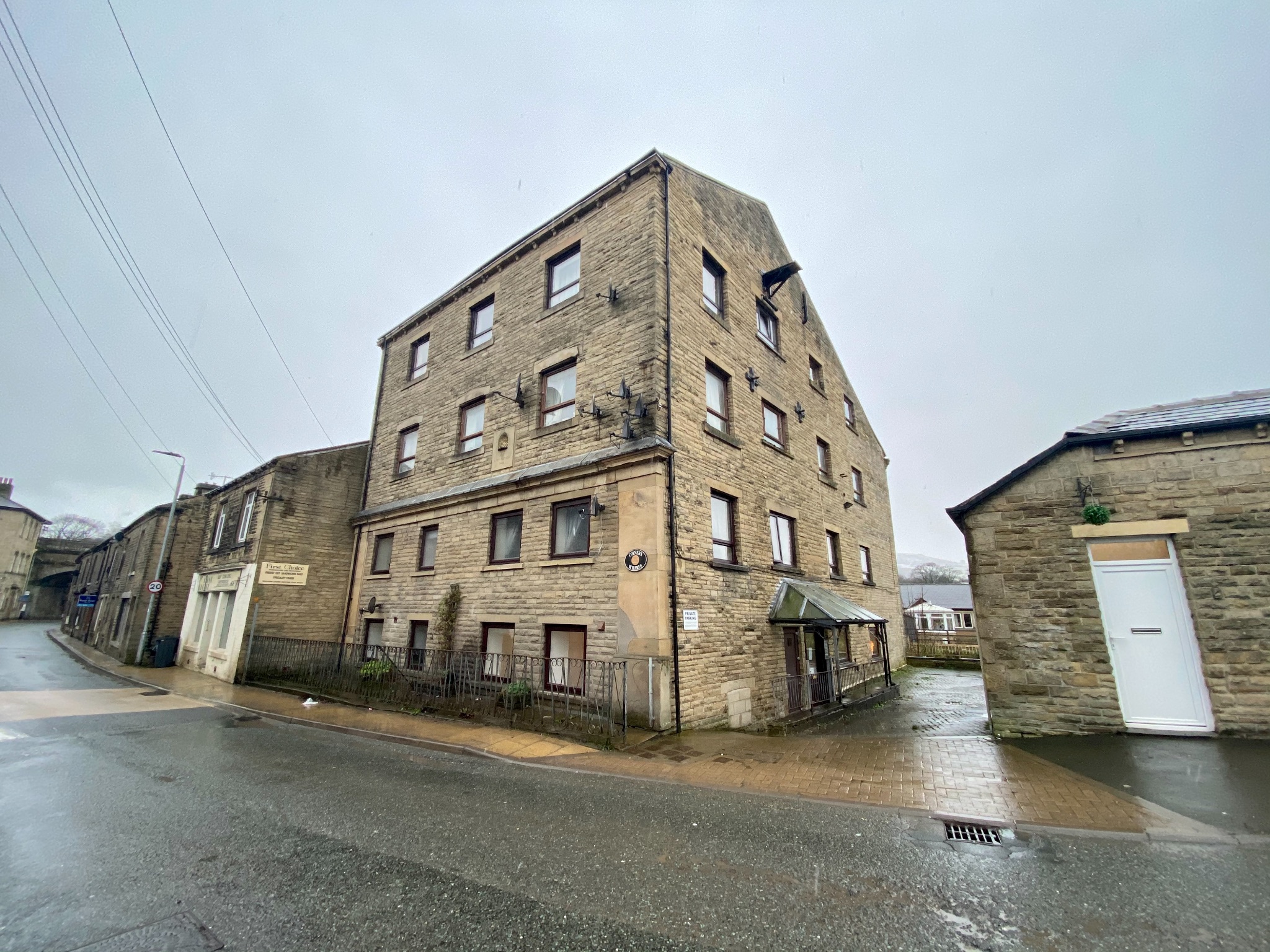 2 bedroom ground floor flat/apartment Let Agreed in Mytholmroyd - Photograph 1