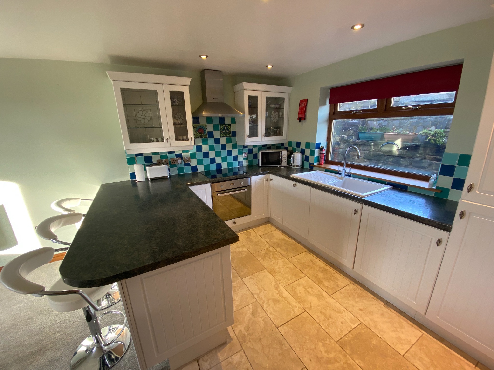 2 bedroom semi-detached house Let Agreed in Hebden Bridge - Kitchen