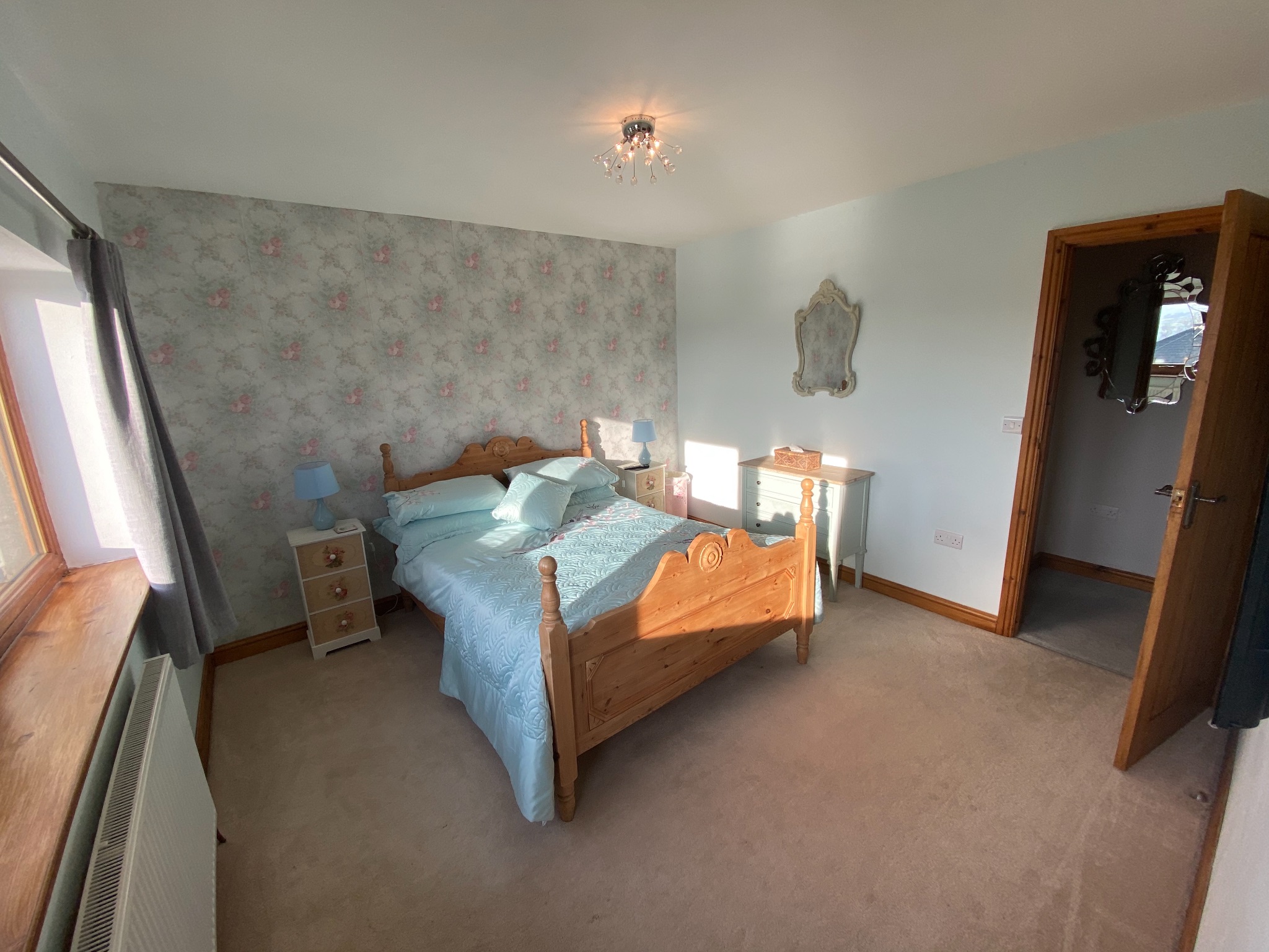 2 bedroom semi-detached house Let Agreed in Hebden Bridge - Principal bedroom