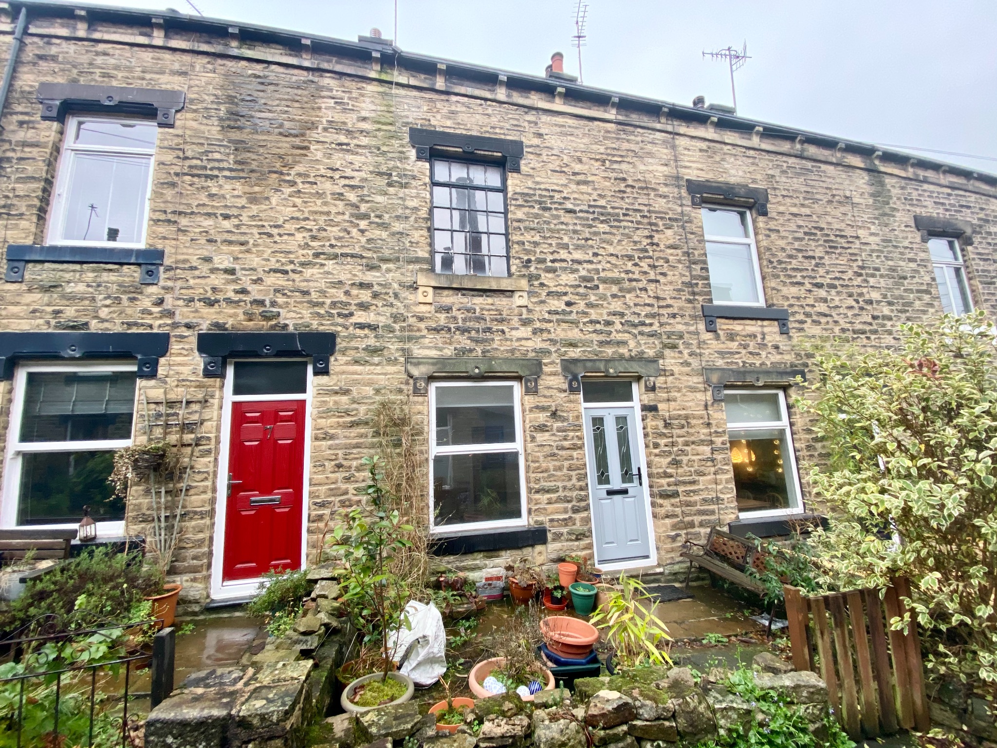 1 bedroom mid terraced house Let Agreed in Hebden Bridge - Photograph 1