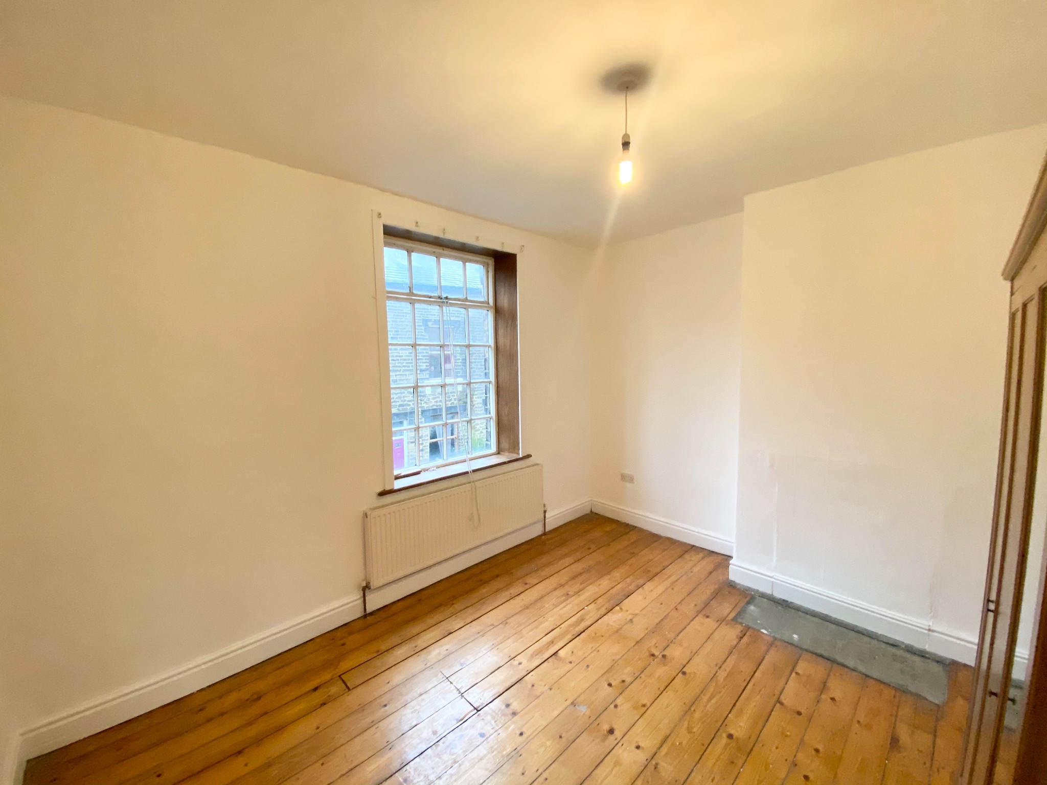 1 bedroom mid terraced house Let Agreed in Hebden Bridge - Photograph 7
