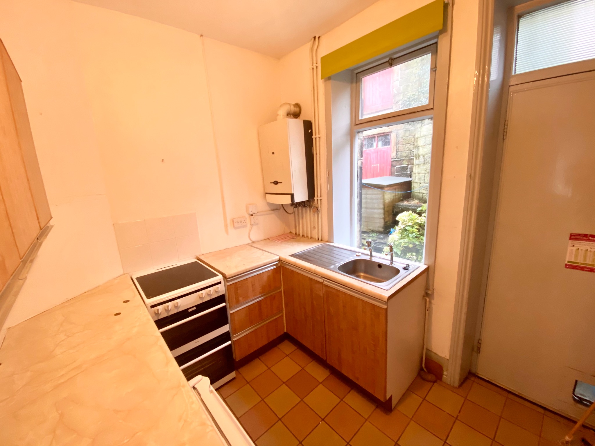 1 bedroom mid terraced house Let Agreed in Hebden Bridge - Photograph 6
