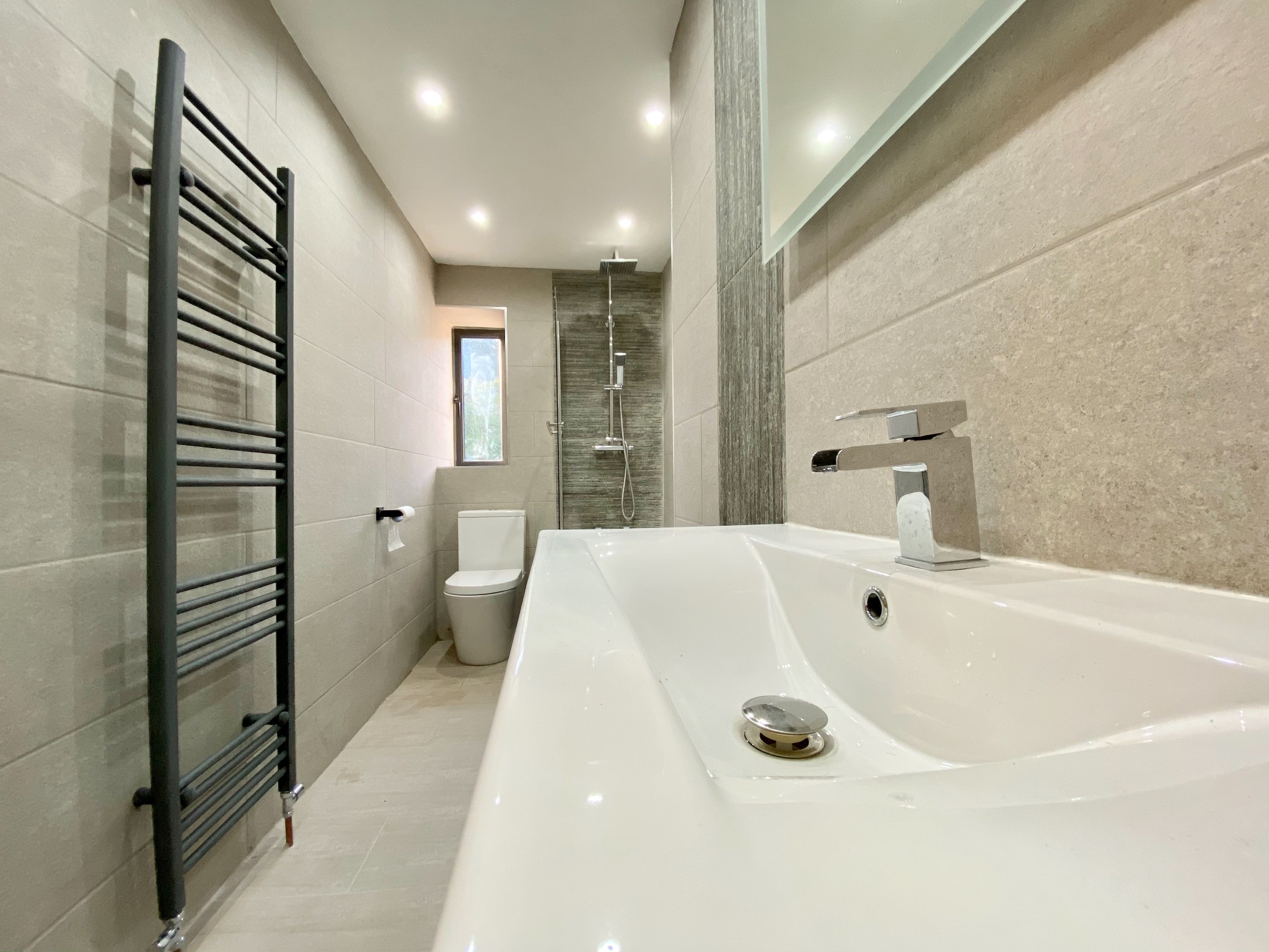 3 bedroom mid terraced house Let Agreed in Todmorden - Photograph 8